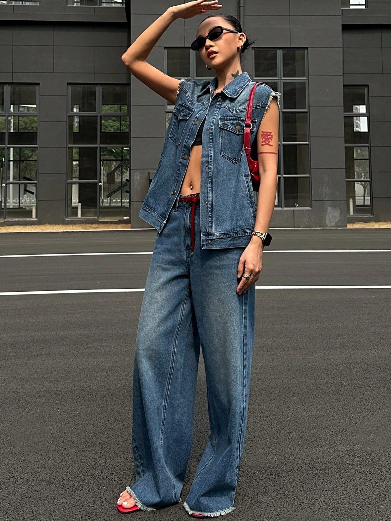 CM-SS218190 Women Casual Seoul Style Collar Neckline Sleeveless Denim Jacket With Jeans - Set
