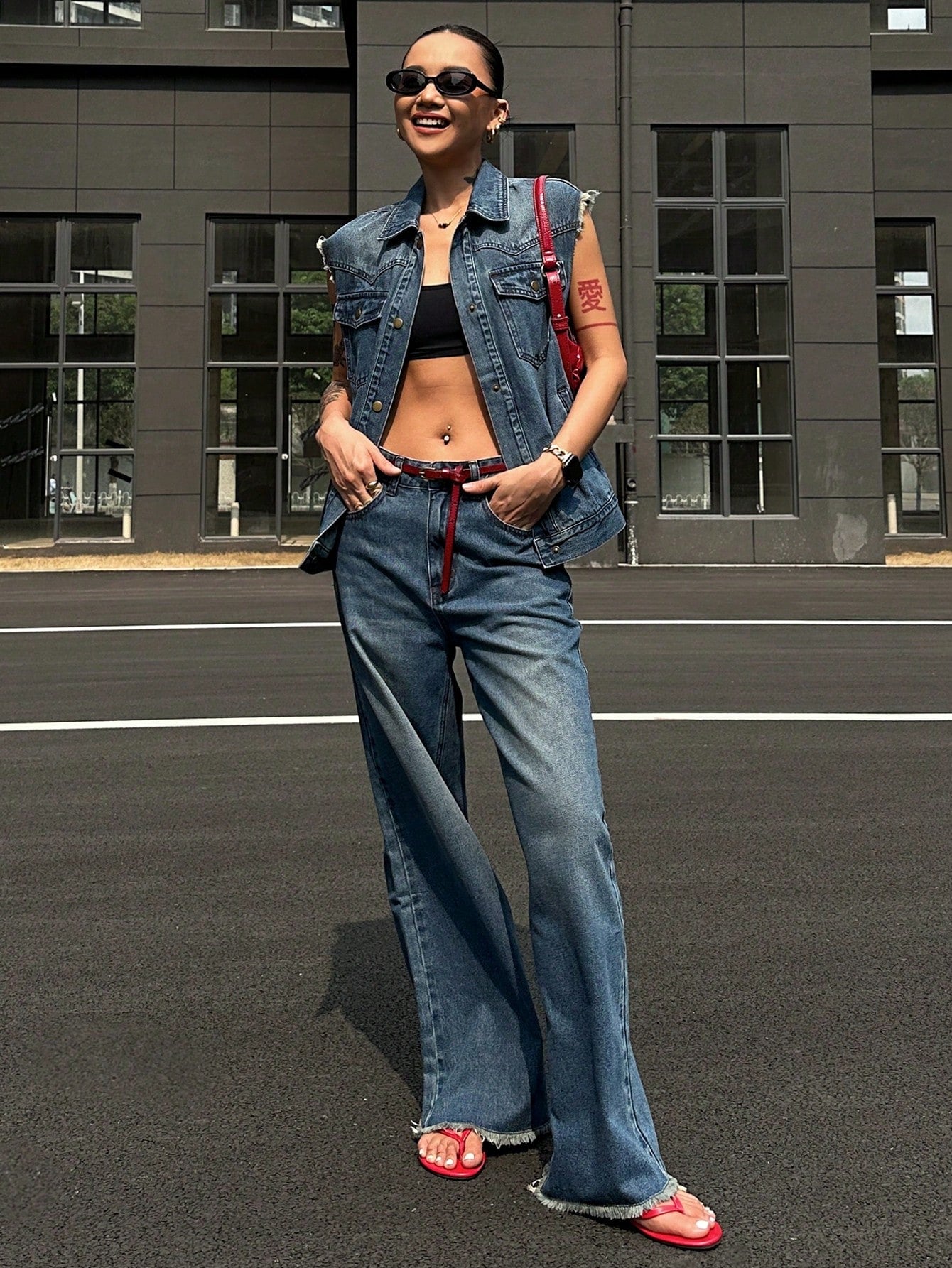 CM-SS218190 Women Casual Seoul Style Collar Neckline Sleeveless Denim Jacket With Jeans - Set