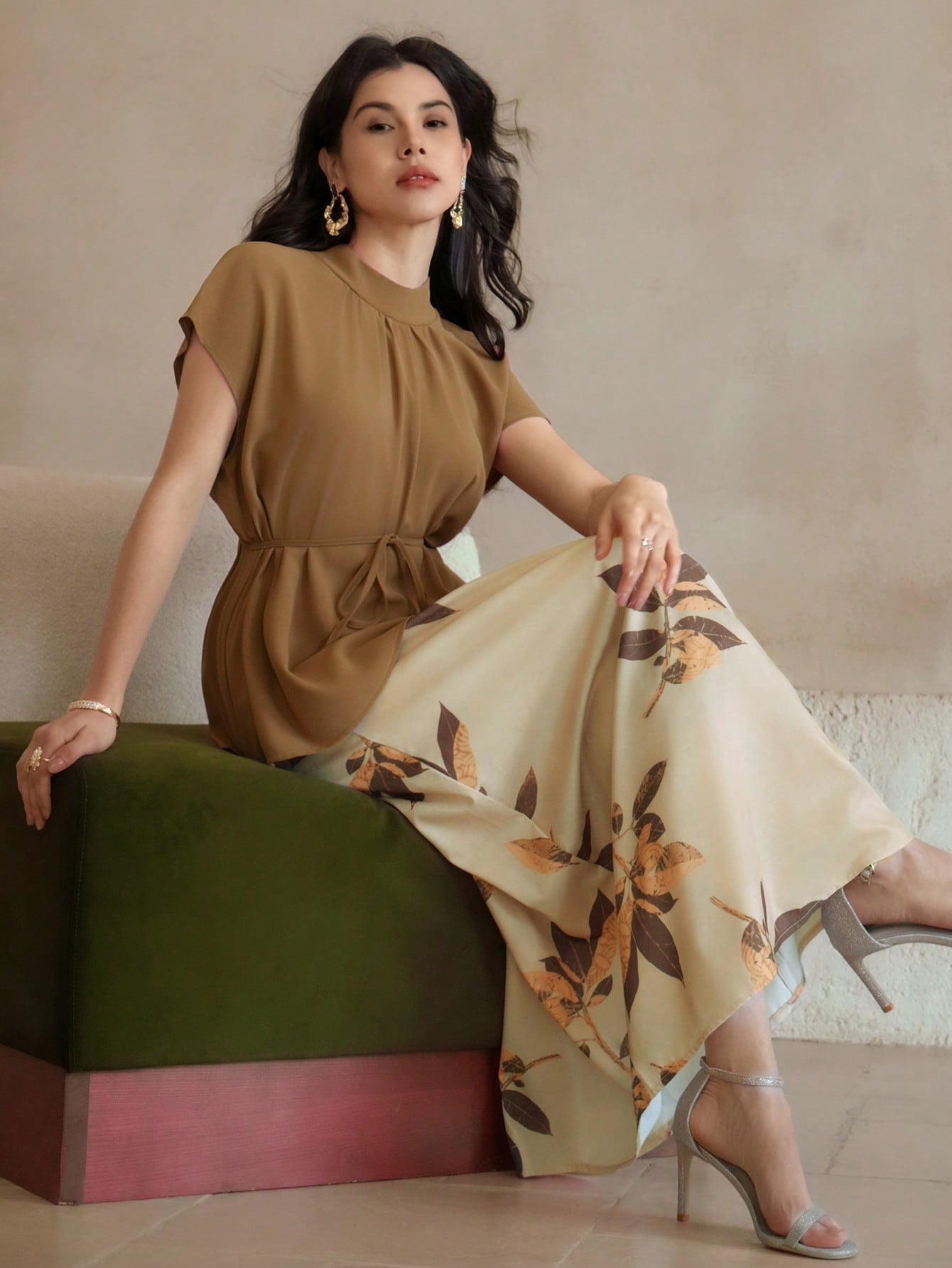 CM-SS855358 Women Casual Seoul Style Solid Color Batwing Sleeve Blouse With Floral Print Midi Skirt - Set