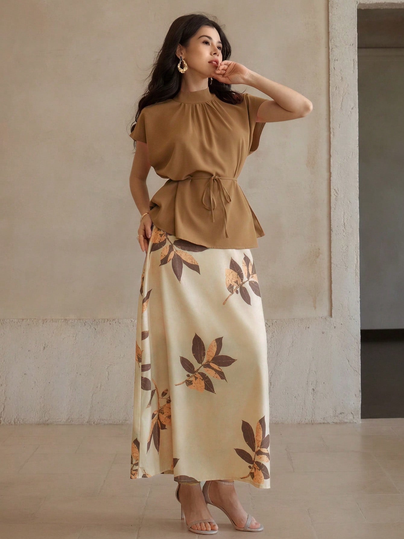 CM-SS855358 Women Casual Seoul Style Solid Color Batwing Sleeve Blouse With Floral Print Midi Skirt - Set