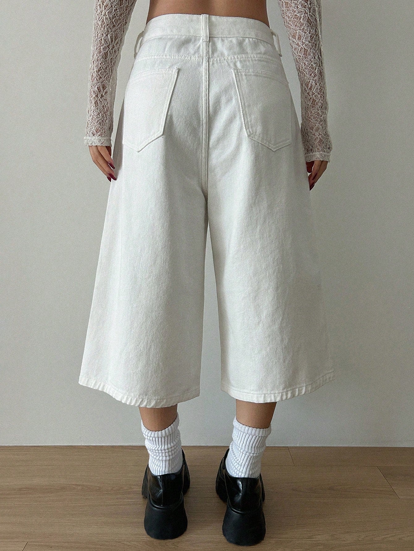 CM-BS059210 Women Casual Seoul Style Mid Waist Loose Straight Leg Cropped Jeans - White