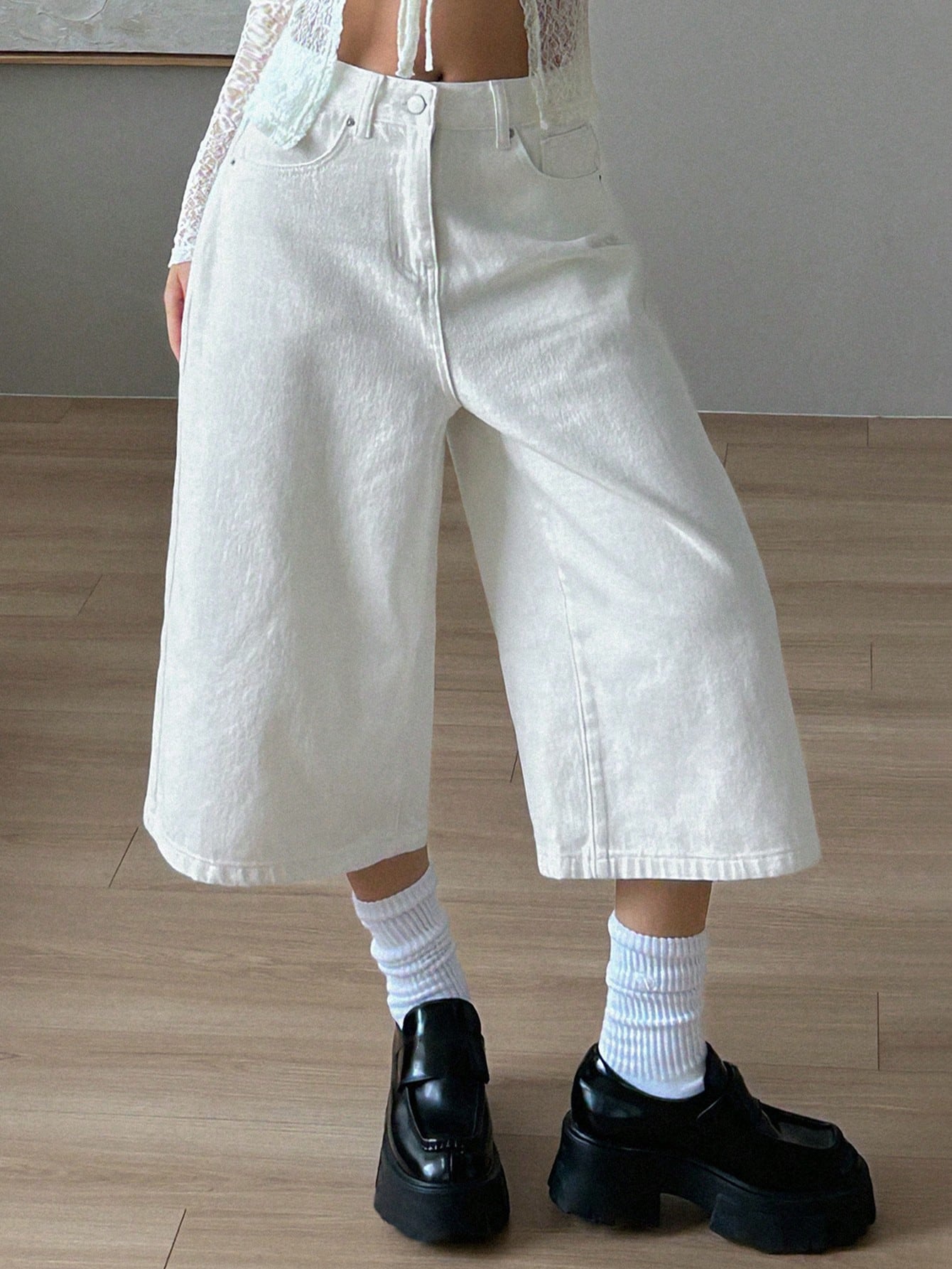 CM-BS059210 Women Casual Seoul Style Mid Waist Loose Straight Leg Cropped Jeans - White