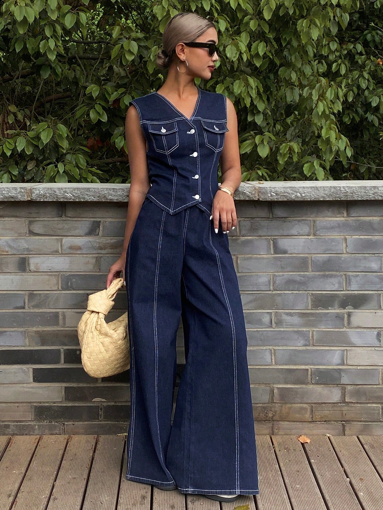 CM-SS194595 Women Casual Seoul Style Button Decor Sleeveless Vest With Elastic Waist Jeans - Set