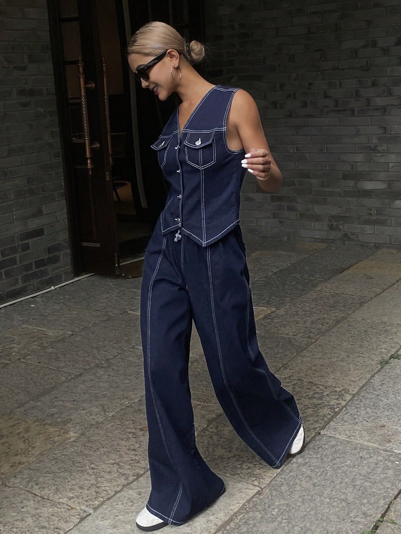 CM-SS194595 Women Casual Seoul Style Button Decor Sleeveless Vest With Elastic Waist Jeans - Set