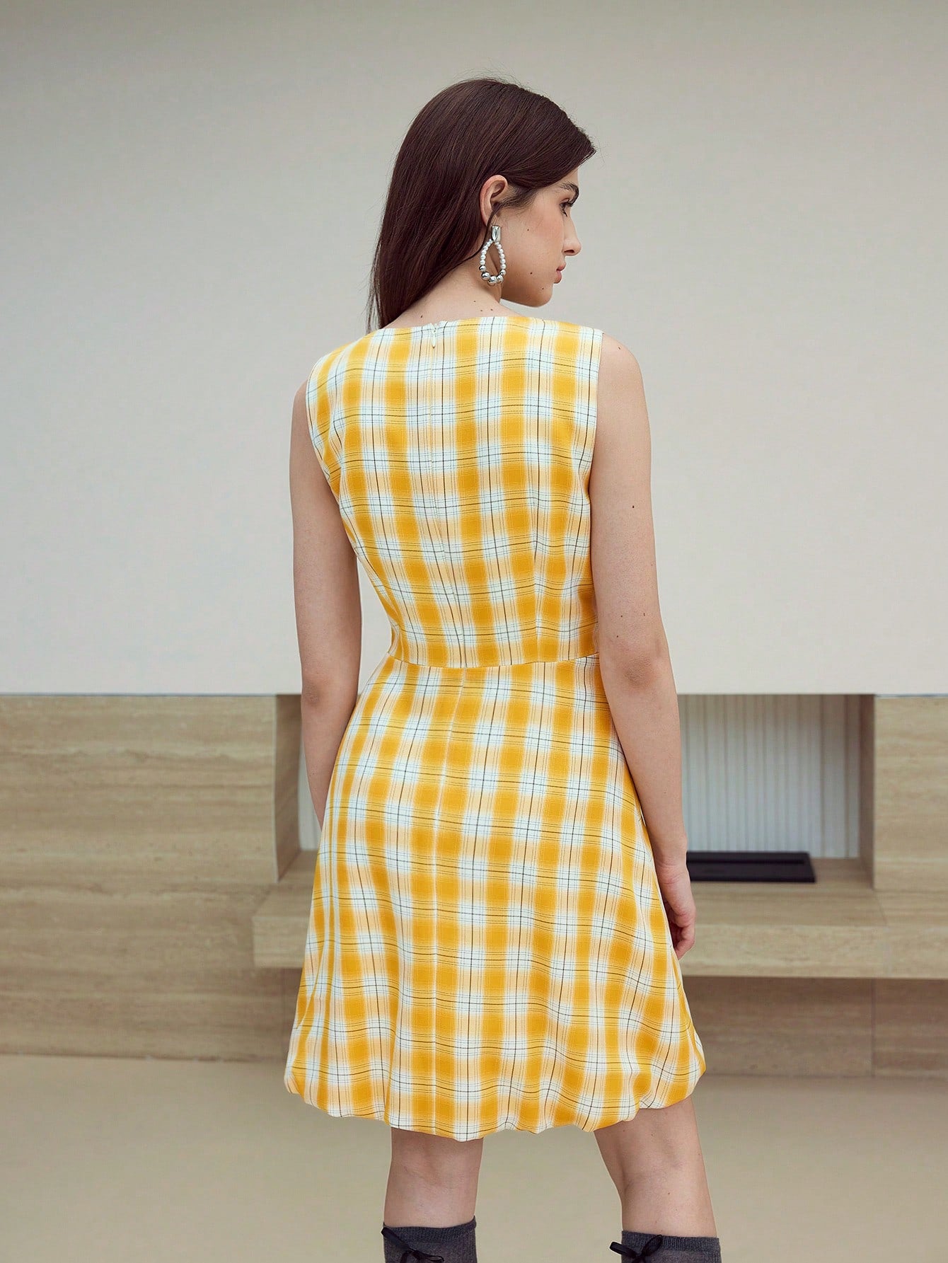 CM-DS802920 Women Casual Seoul Style Round Neck Sleeveless Plaid Bow Decor Short Dress - Yellow