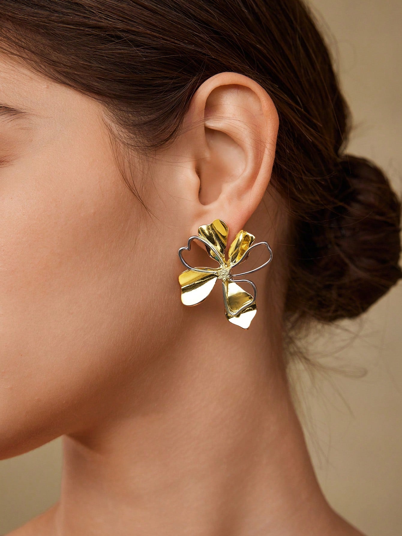 CM-AXS459479 Women Trendy Seoul Style 14K Two Tone Plated Floral Stud Earrings