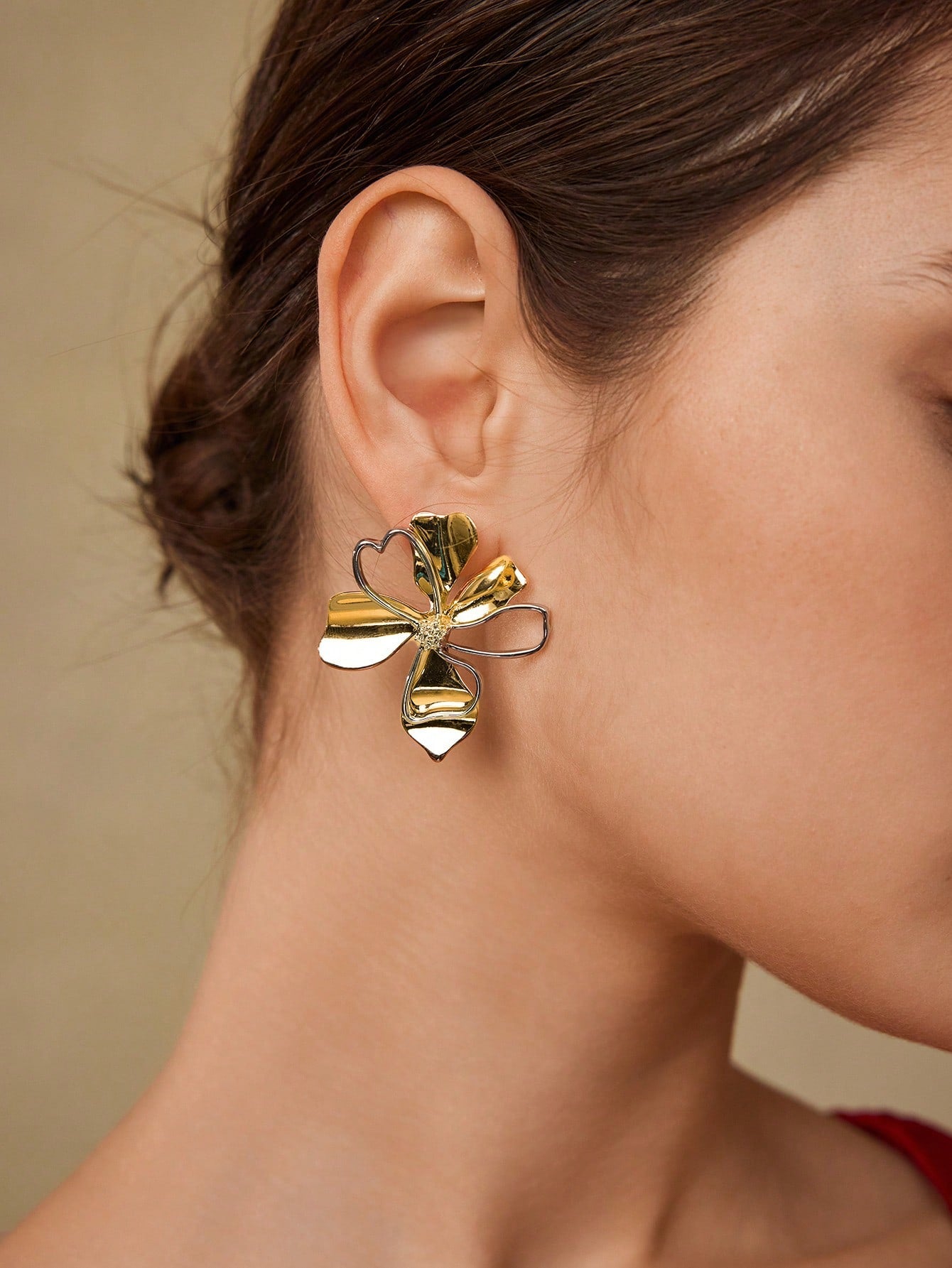 CM-AXS459479 Women Trendy Seoul Style 14K Two Tone Plated Floral Stud Earrings