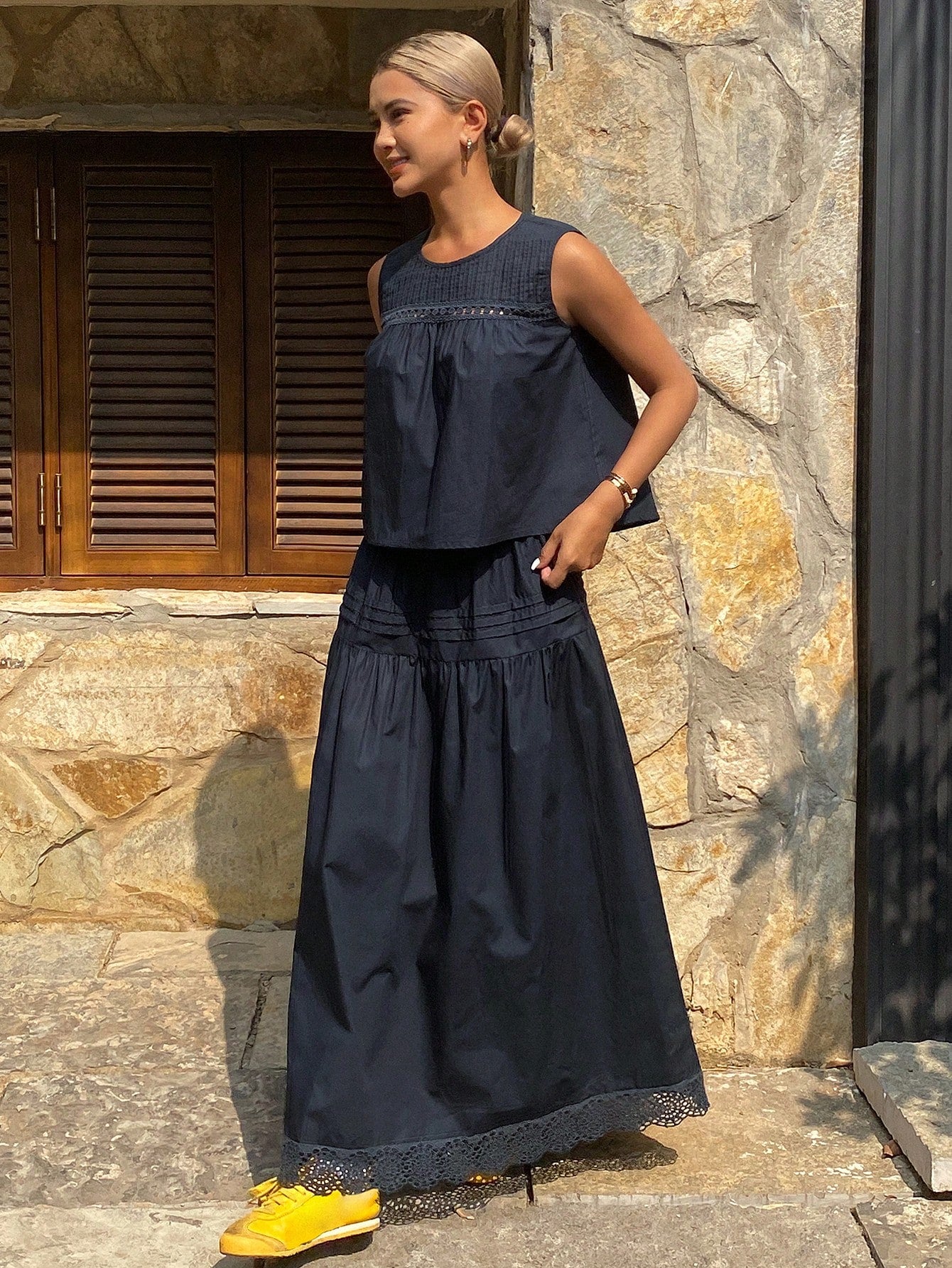 CM-SS902248 Women Trendy Bohemian Style Round Neck Sleeveless Blouse With Long Skirt - Set