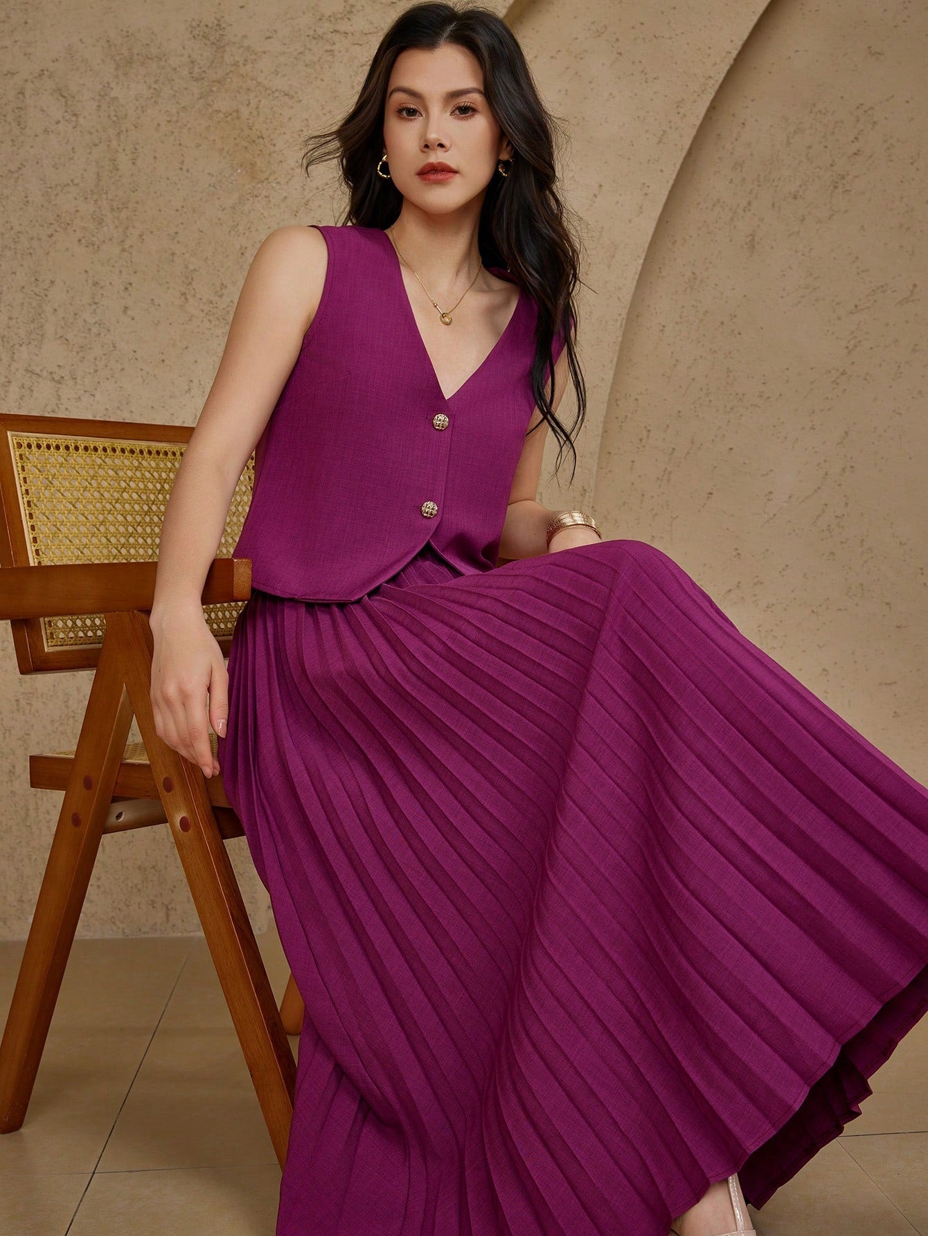 CM-SS972027 Women Elegant Seoul Style V-Neck Sleeveless Blouse With Pleated Maxi Skirt - Set