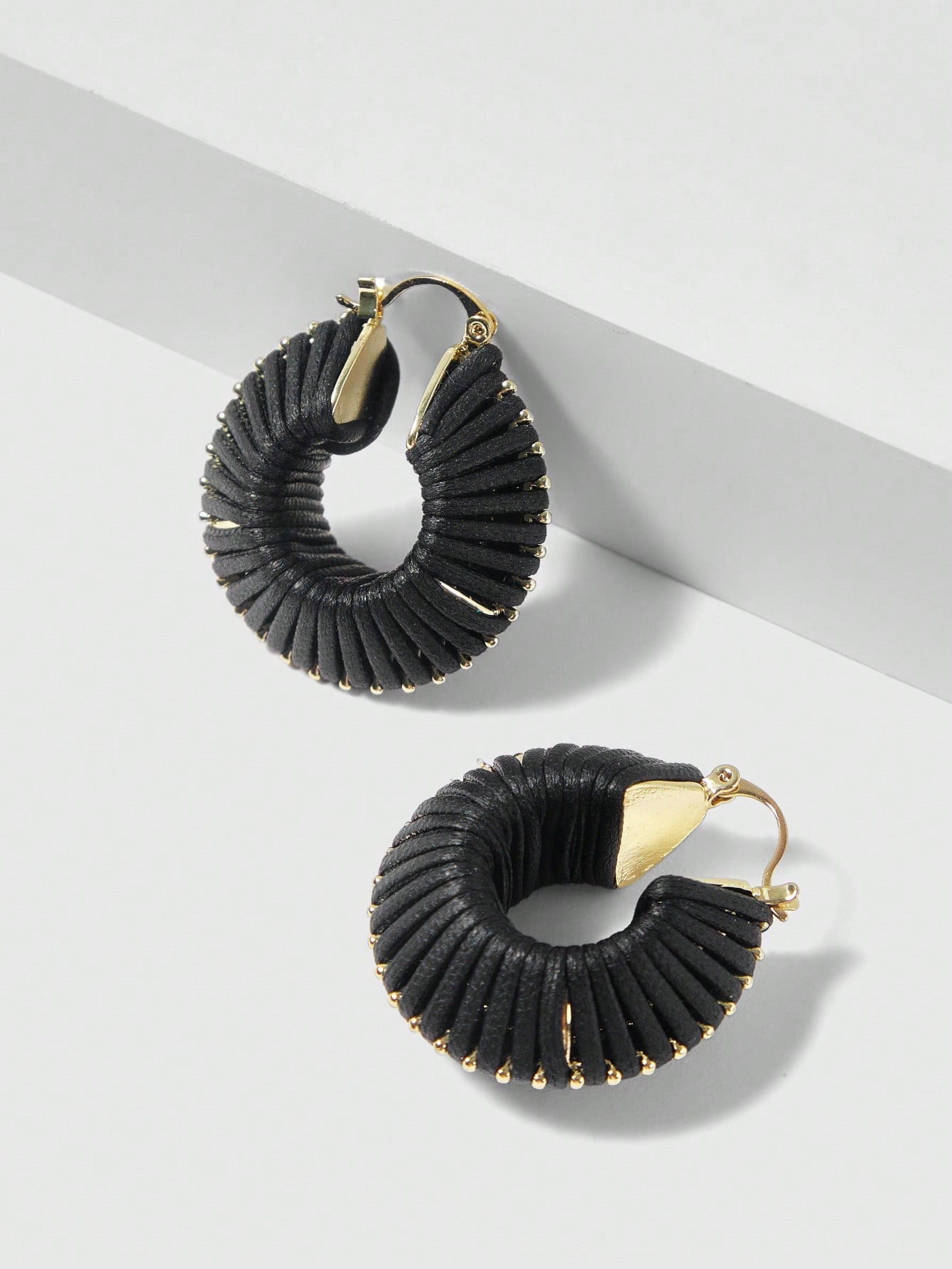 CM-AXS629747 Women Trendy Seoul Style 18K Gold Plated Red PU Leather Braided Hoop Earrings