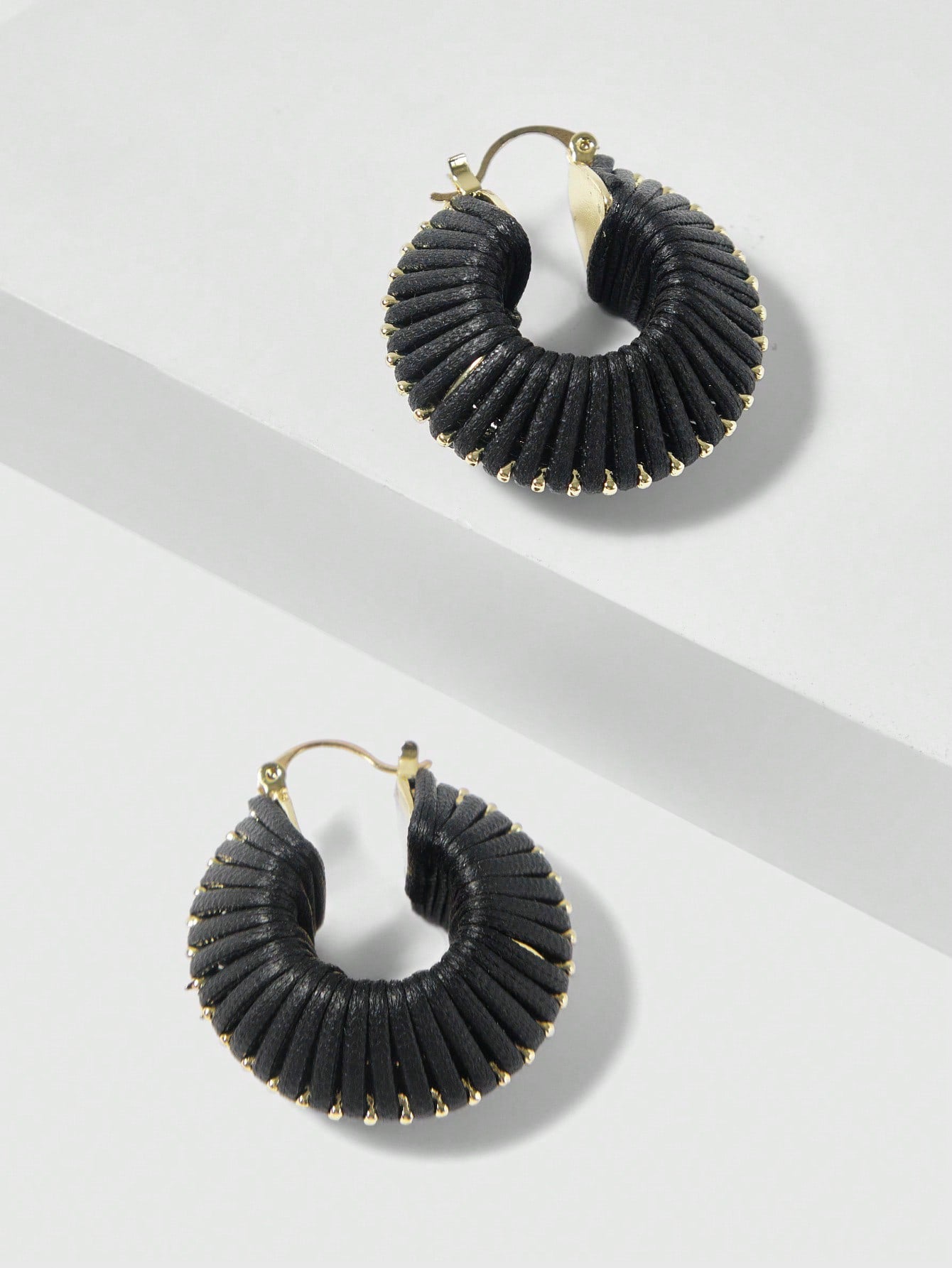 CM-AXS629747 Women Trendy Seoul Style 18K Gold Plated Red PU Leather Braided Hoop Earrings