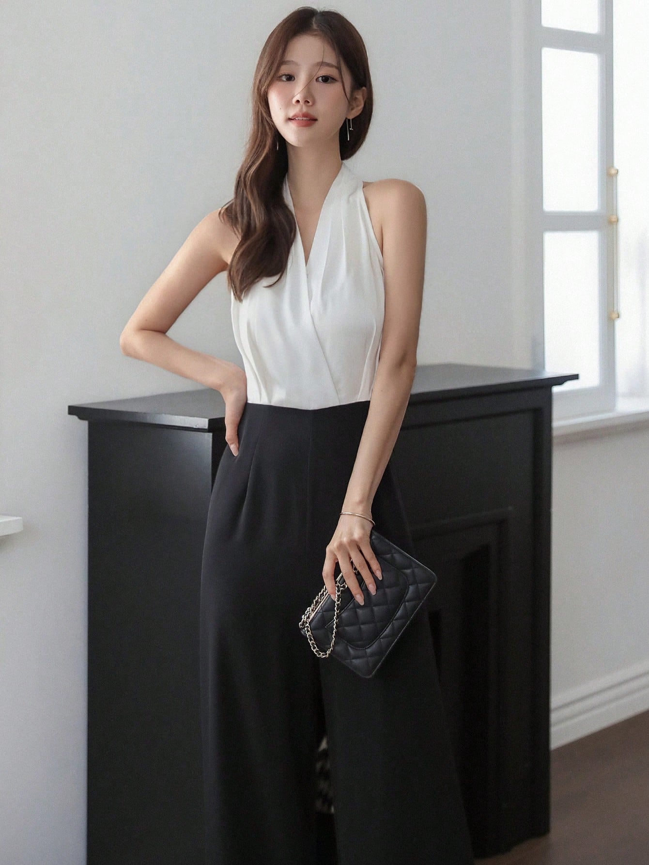 CM-JS326020 Women Elegant Seoul Style Sleeveless Mid Waist Color Block Wide Leg Jumpsuit
