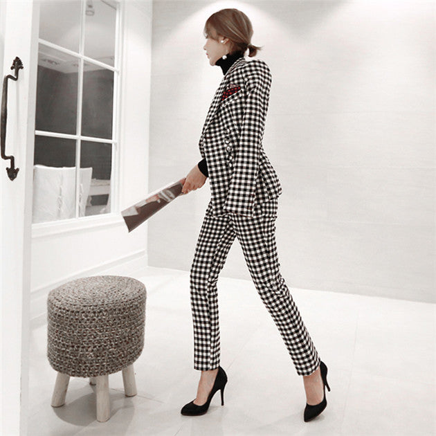 CM-SF082520 Women Elegant Seoul Style Tailored Collar Plaids Slim Two Pieces Suits