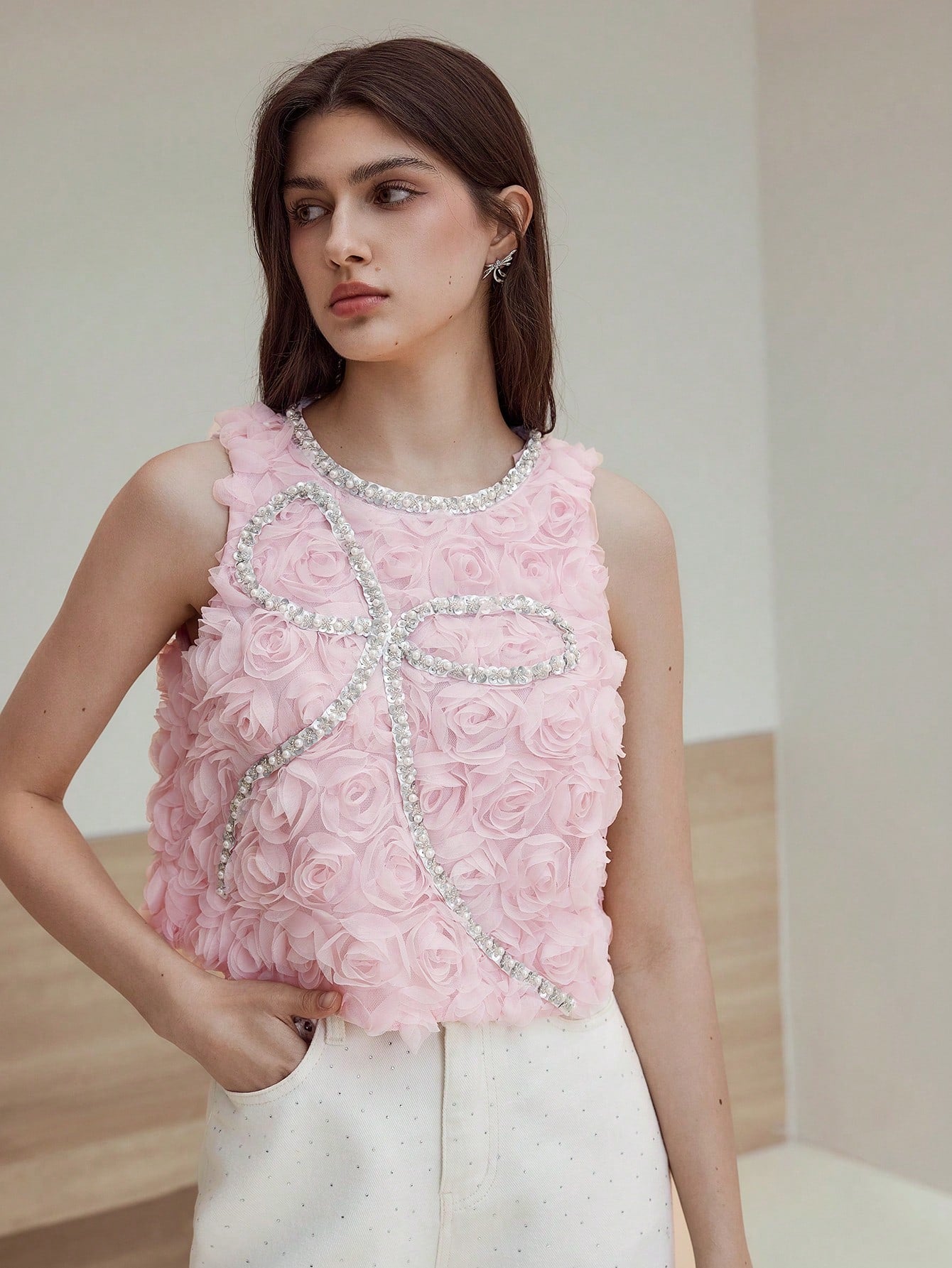 CM-TS711711 Women Elegant Seoul Style Round Neck Sleeveless Appliques Pearl Detail Tank Top - Pink