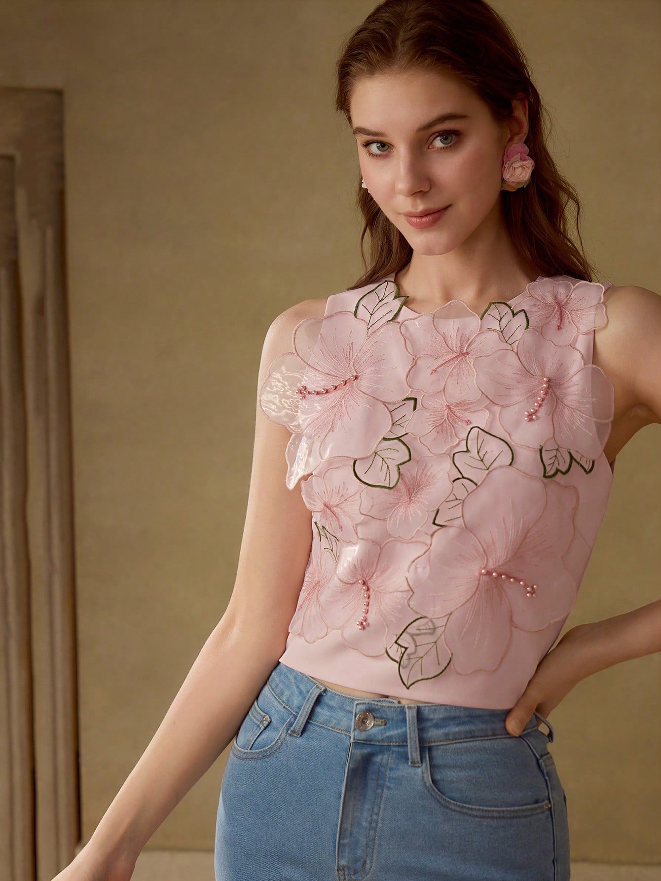 CM-TS400202 Women Elegant Seoul Style Floral Appliques Faux Pearl Detail Round Neck Sleeveless Tank Top - Pink