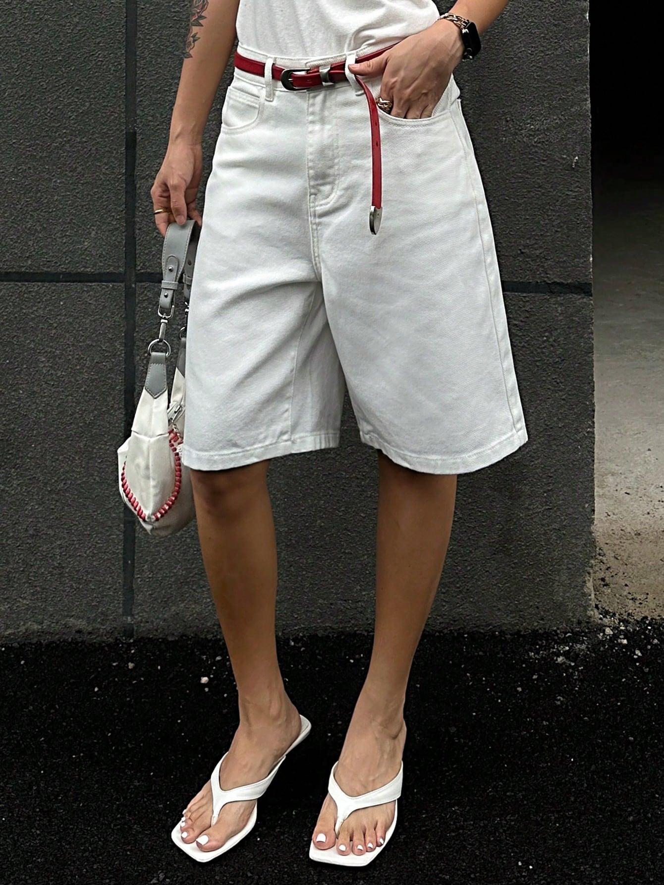 CM-BS483239 Women Casual Seoul Loose Fitting Mid-Thigh Length Denim Shorts With Pockets - White