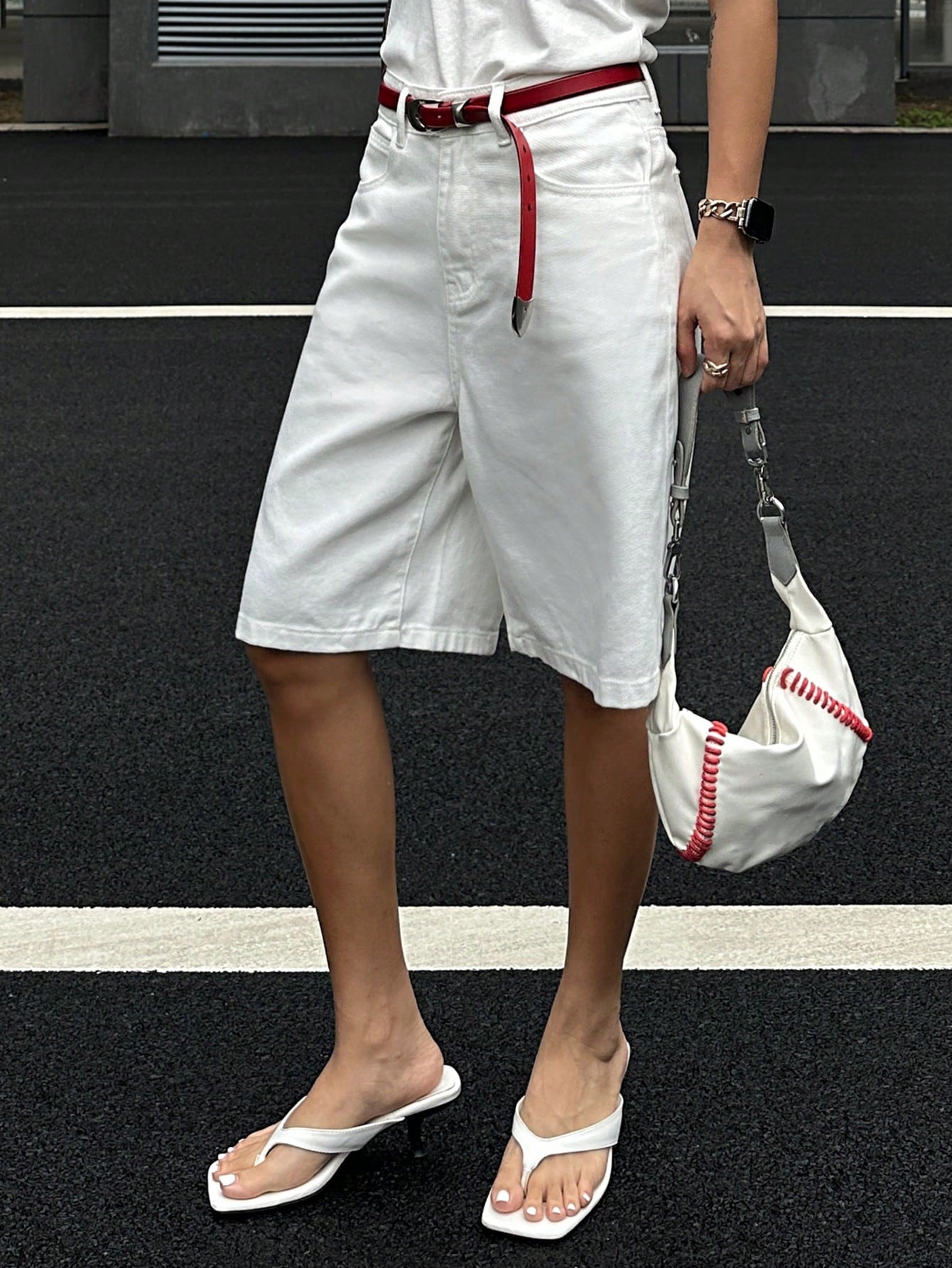 CM-BS483239 Women Casual Seoul Loose Fitting Mid-Thigh Length Denim Shorts With Pockets - White