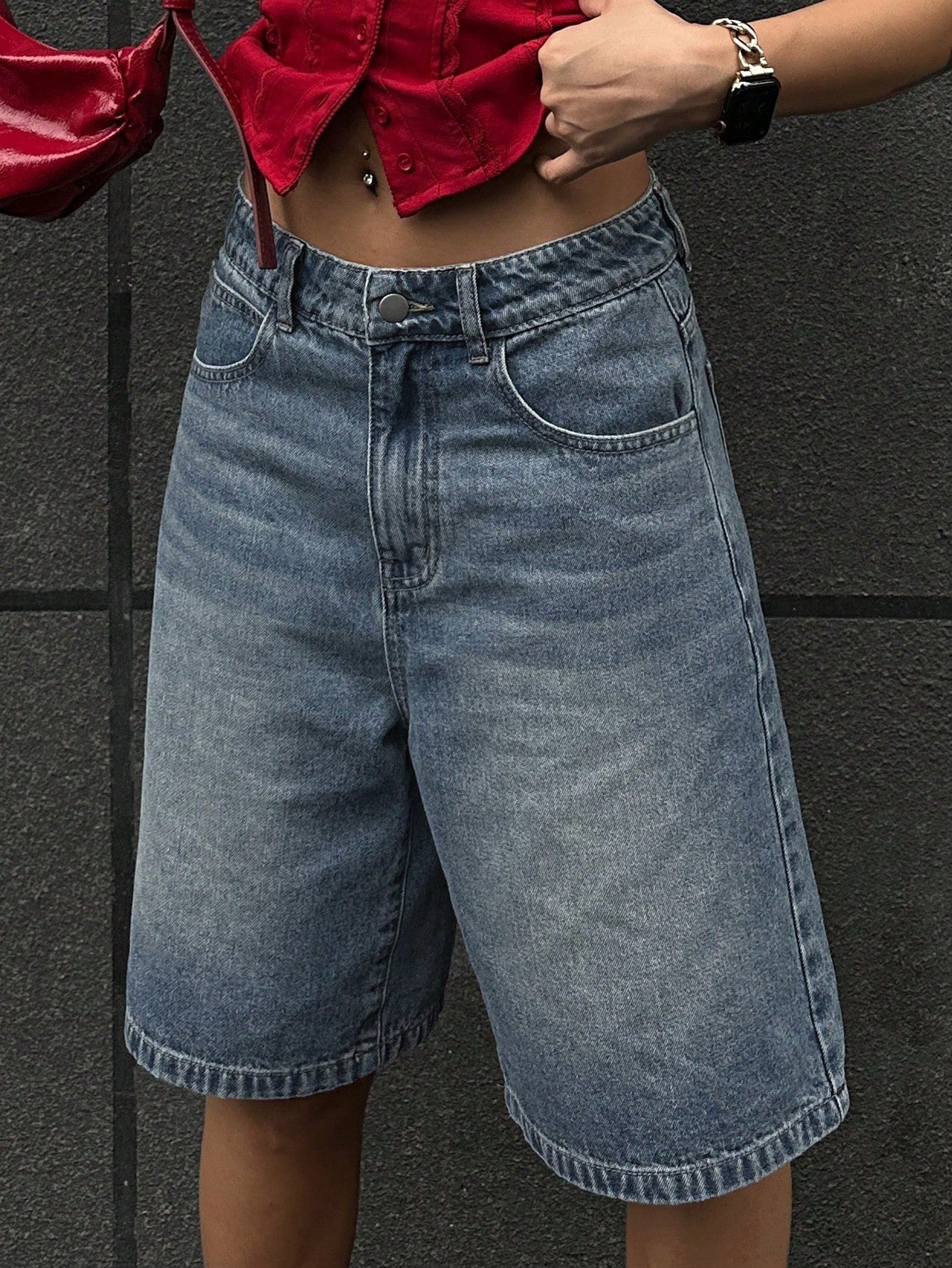 CM-BS757751 Women Casual Seoul Dark Wash Loose Fitting Mid-Thigh Length Denim Shorts With Pockets