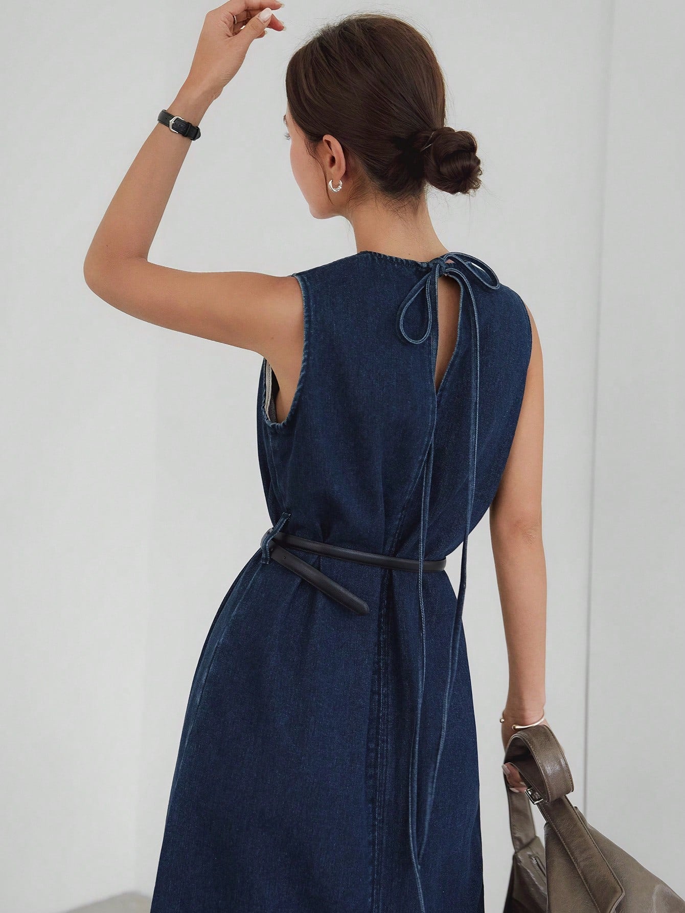 CM-DS451077 Women Casual Seoul Style Medium Wash High Split Backless Lace-Up Bow Cutout Back Midi Dress