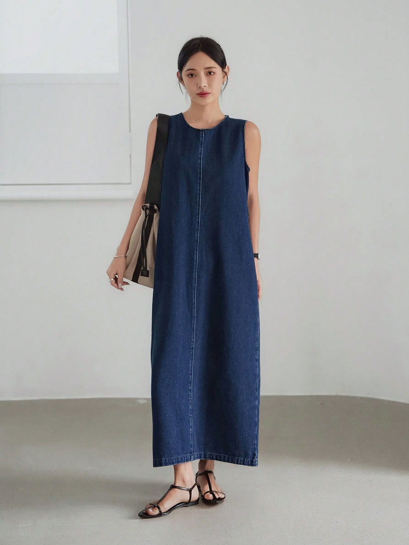 CM-DS451077 Women Casual Seoul Style Medium Wash High Split Backless Lace-Up Bow Cutout Back Midi Dress