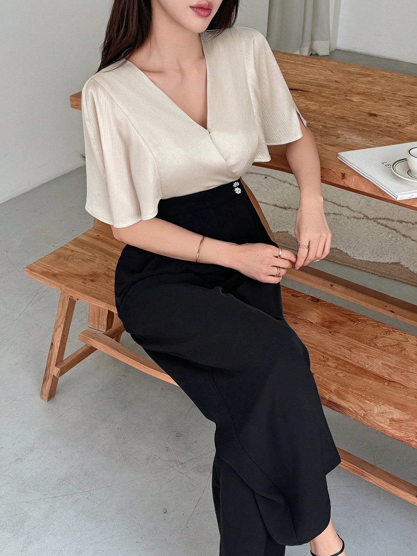 CM-JS787380 Women Elegant Seoul Style V-Neck Short Sleeve Colorblocking High Waist Jumpsuit