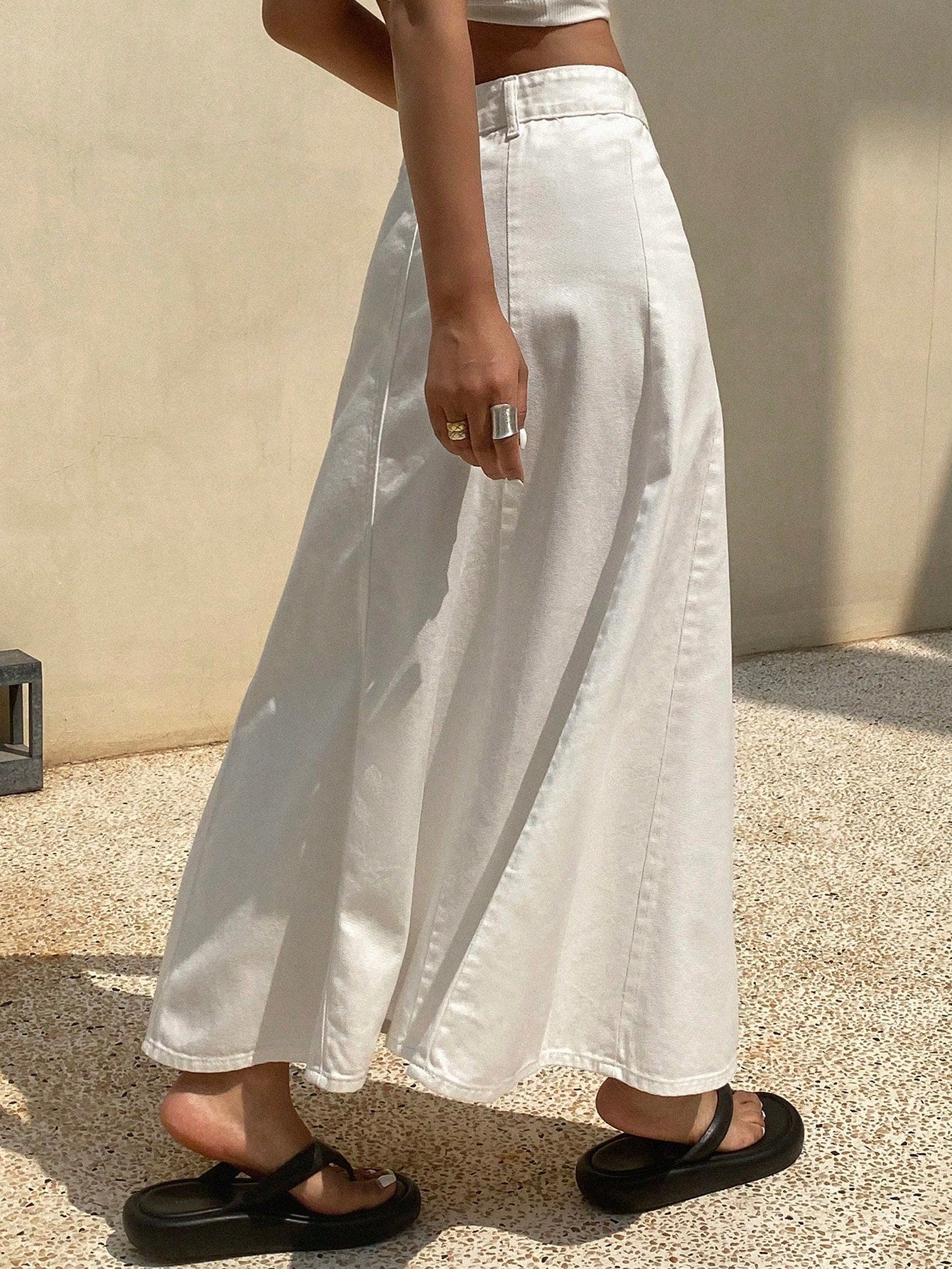 CM-BS114142 Women Casual Seoul Style Mid Waist A-Line Denim Maxi Skirt - White