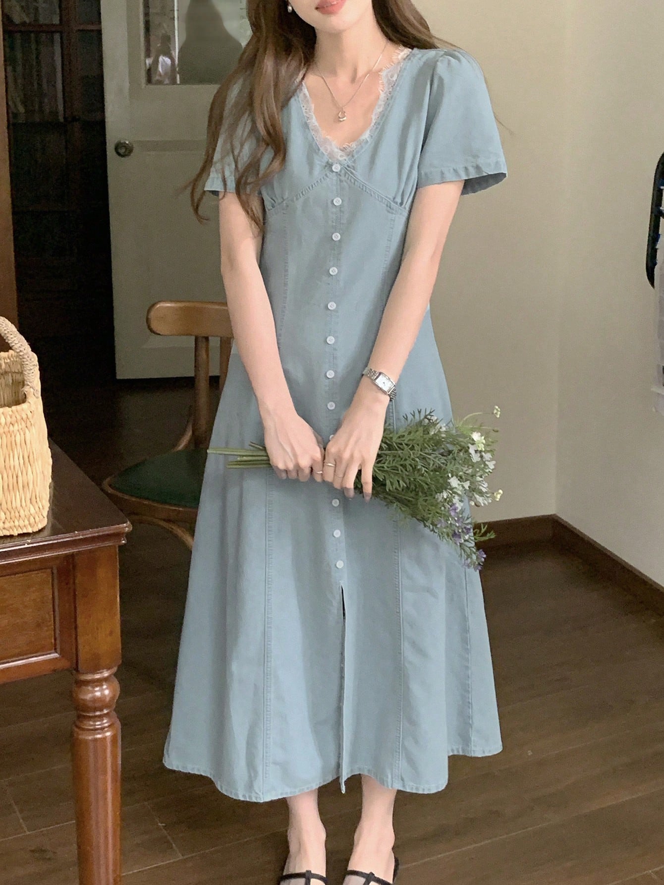CM-DS806145 Women Casual Seoul Style Light-Wash V-Neck Short Sleeve Lace Collar Inset Denim Dress