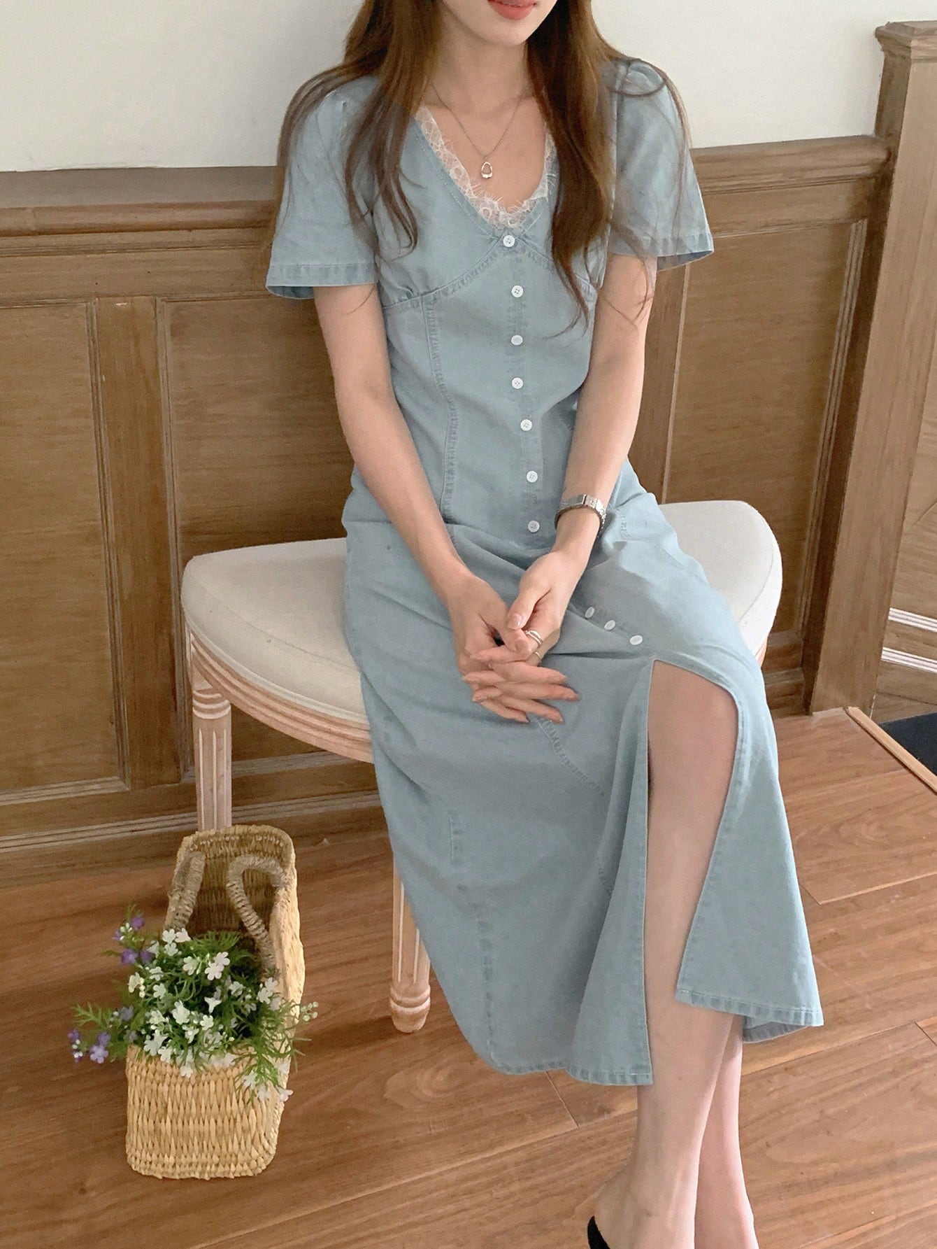 CM-DS806145 Women Casual Seoul Style Light-Wash V-Neck Short Sleeve Lace Collar Inset Denim Dress