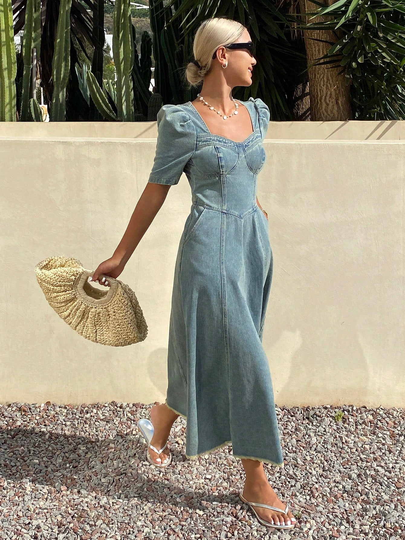 CM-DS967004 Women Casual Seoul Style Medium Wash Square Neck Lantern Sleeve Fringed Denim Dress
