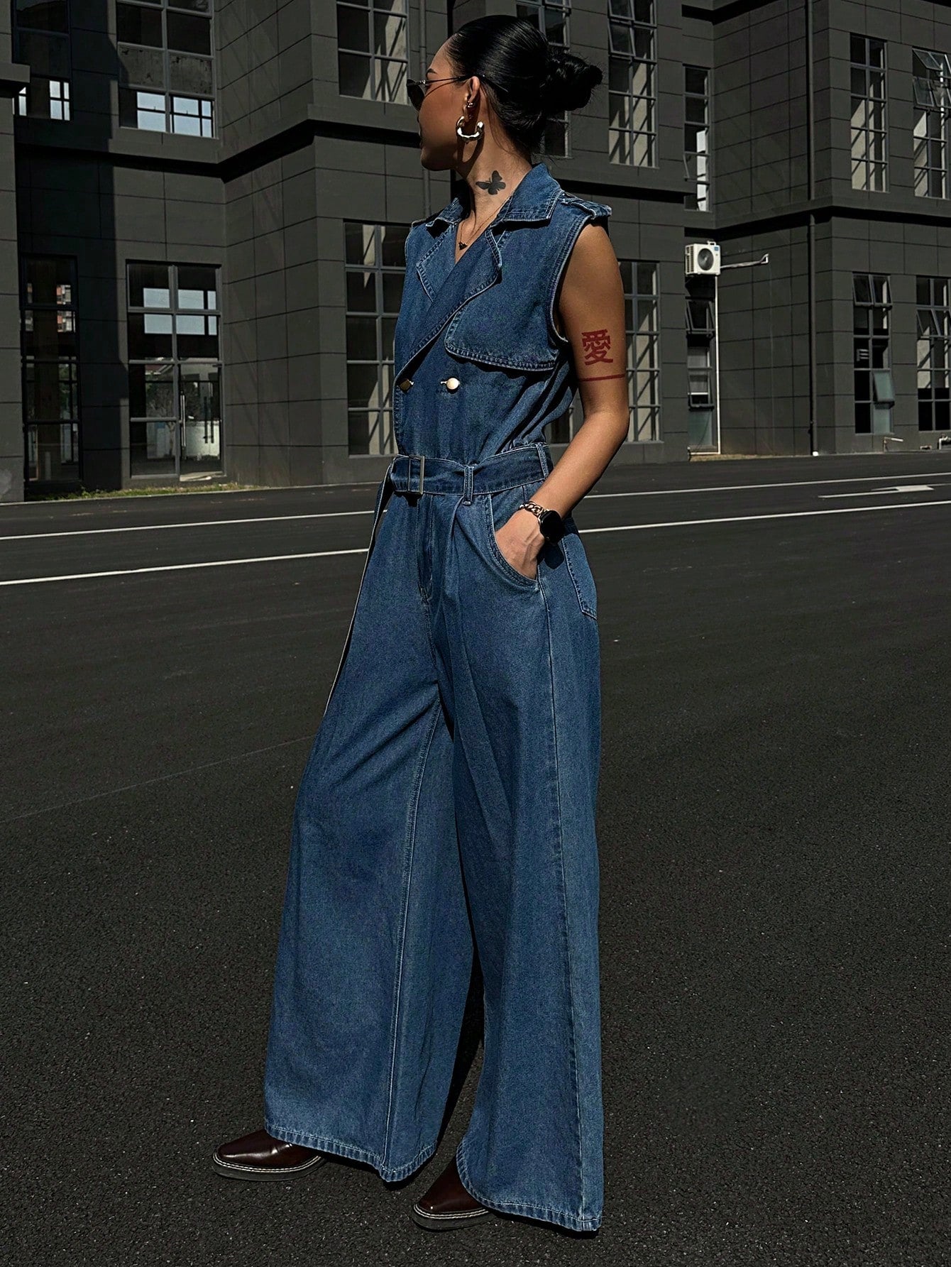 CM-JS588272 Women Casual Seoul Style Sleeveless Belt Loop Dual-Breasted Lapel Denim Jumpsuit - Blue