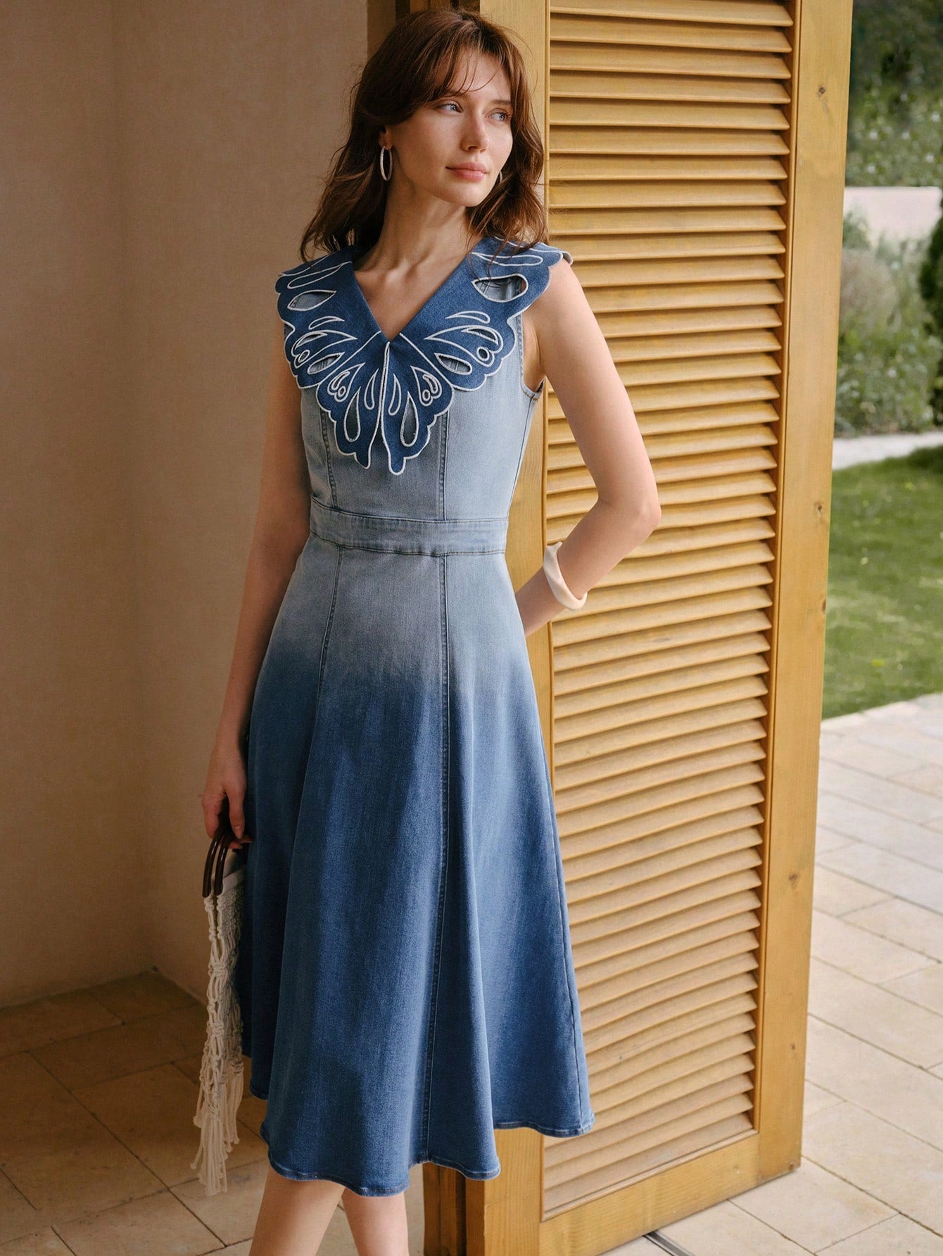 CM-DS323358 Women Elegant Seoul Style V-Neck Sleeveless Cut Out Embroidery Denim Dress - Blue