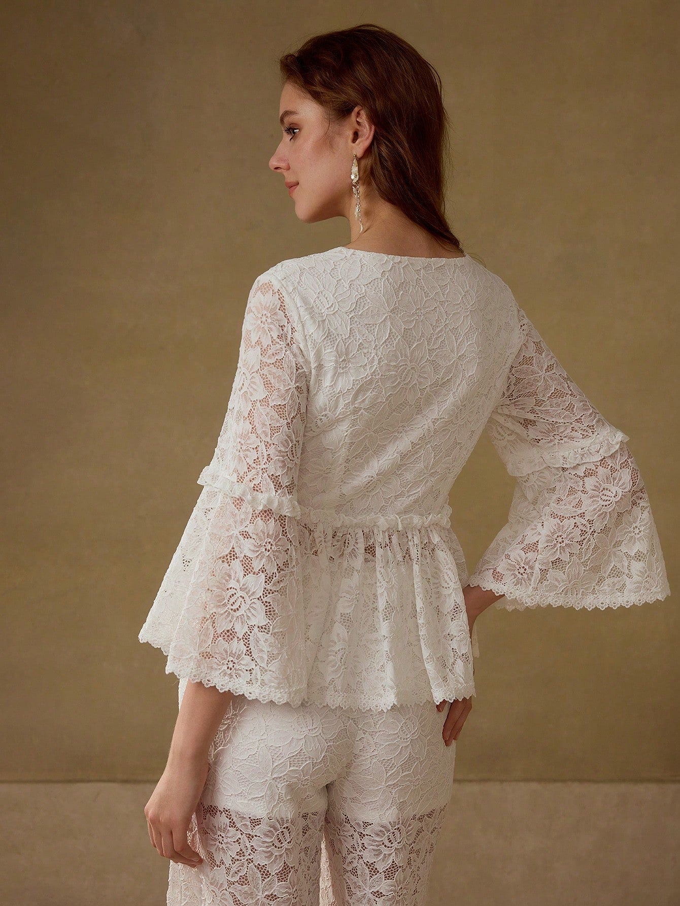 CM-TS230883 Women Elegant Seoul Style V-Neck Flounce Sleeve Lace Ruffle Hem Blouse - White