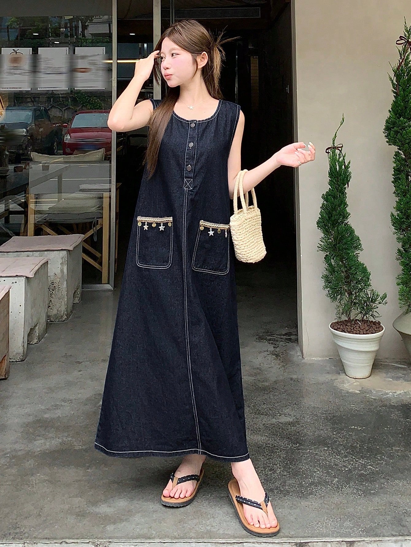 CM-DS430485 Women Casual Seoul Style Scoop Neck Sleeveless Loose Midi Denim Dress - Blue