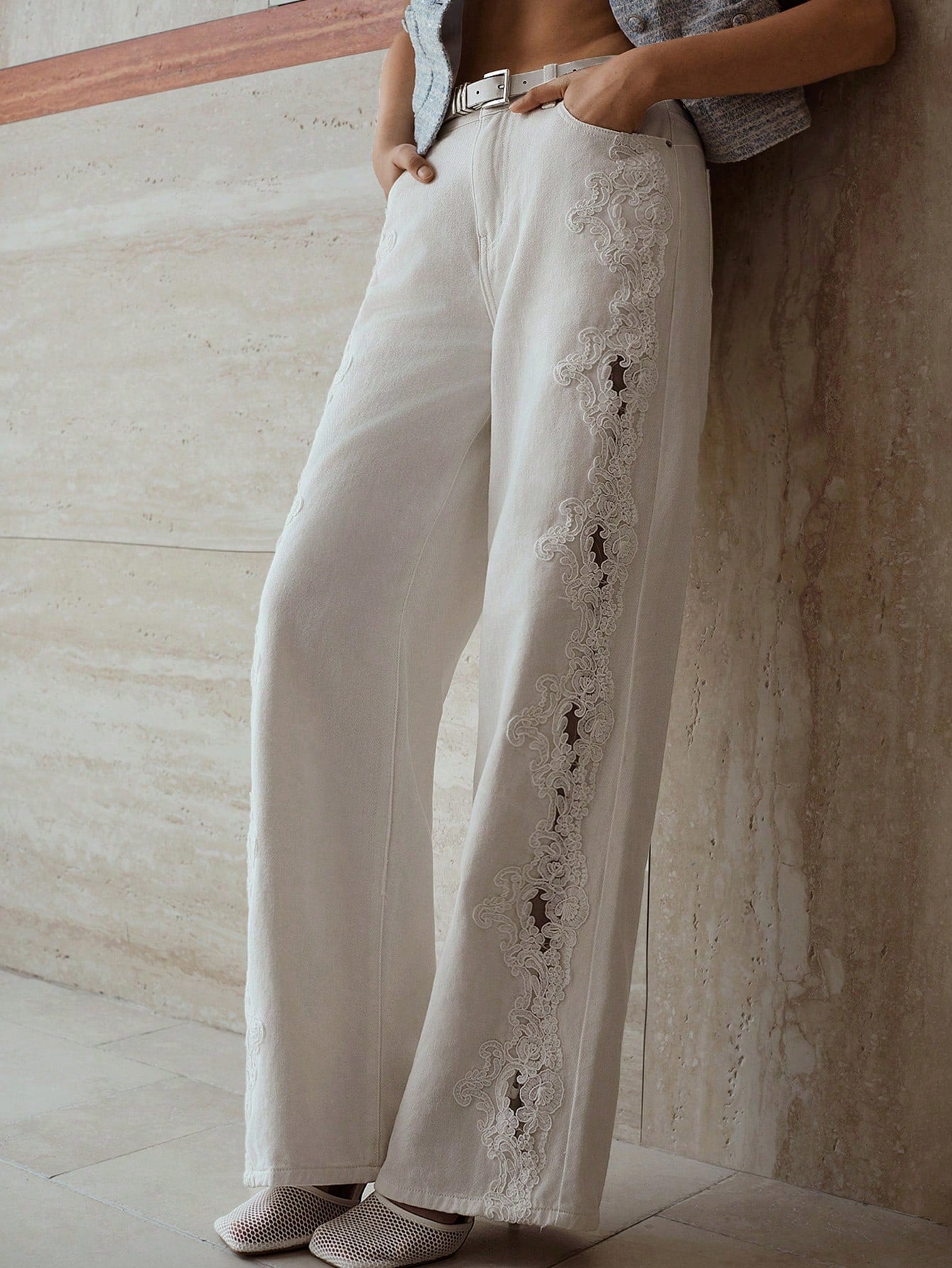 CM-BS901576 Women Casual Seoul Style Guipure Lace Insert Slant Pocket Wide Leg Jeans - White
