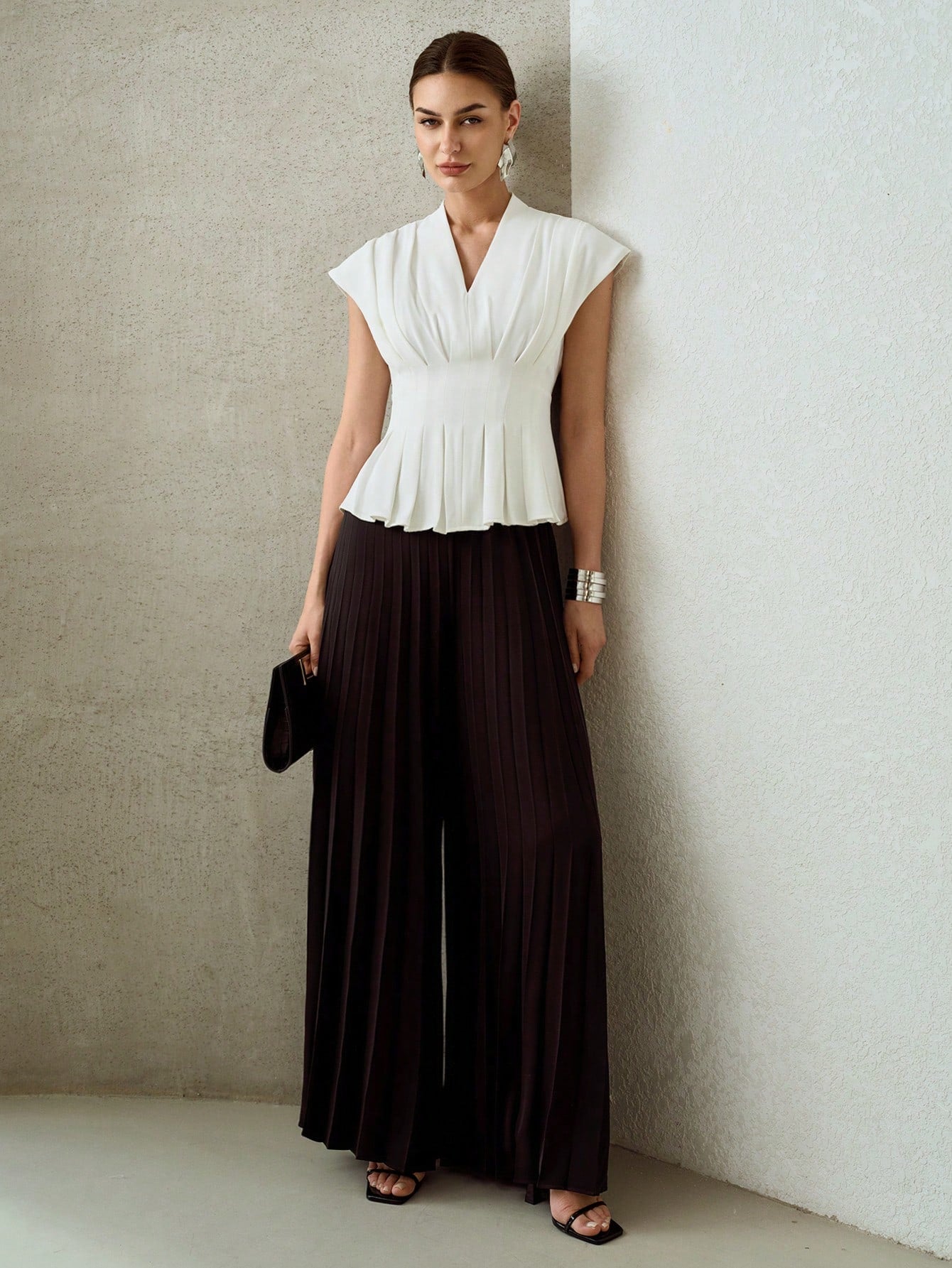 CM-TS791920 Women Elegant Seoul Style V-Neck Fold Pleated Batwing Sleeve Peplum Top - Beige
