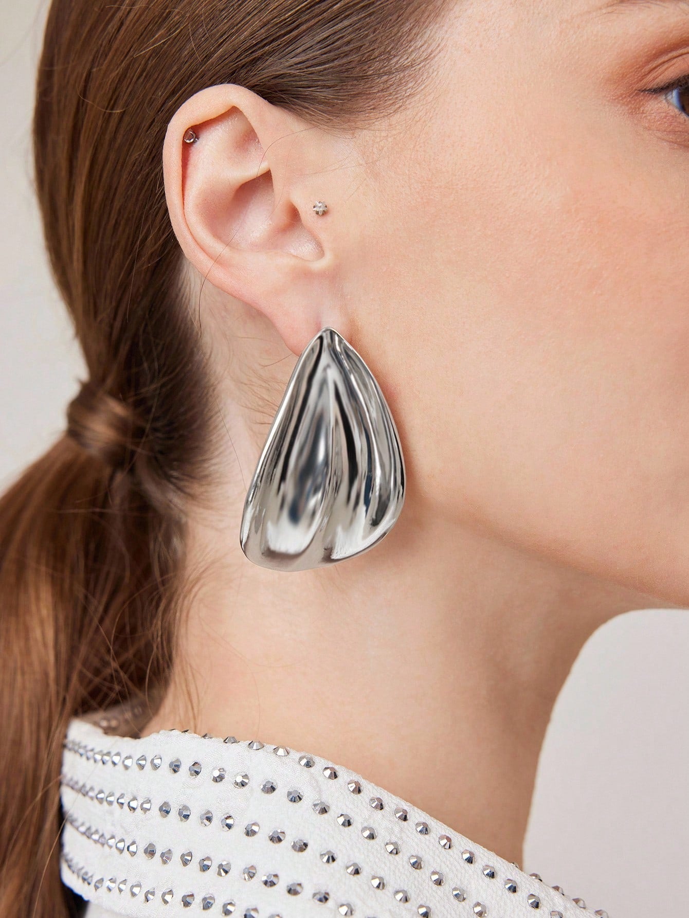 CM-AXS620262 Women Trendy Seoul Style Water Drop Shaped Earrings - Silver