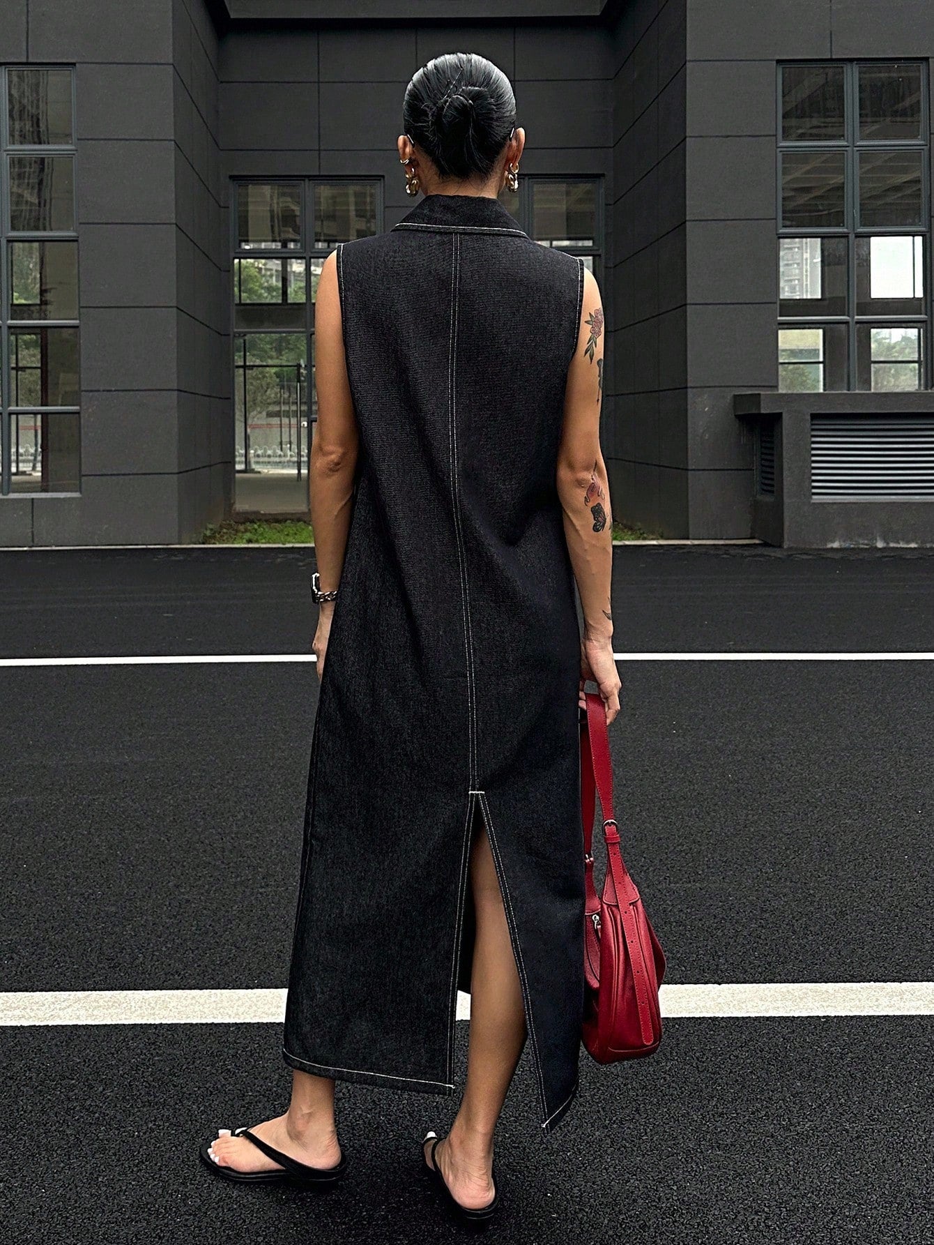 CM-DS255056 Women Casual Seoul Style Dark Wash Cargo Pocket Button Half Placket Sleeveless Denim Dress