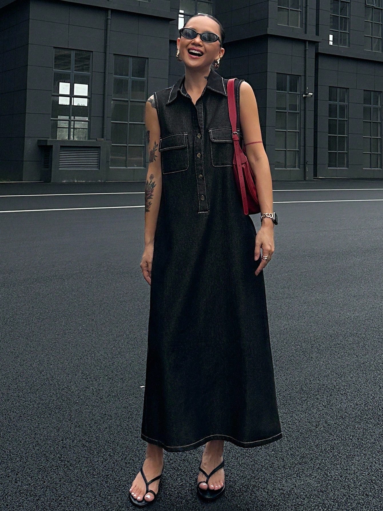 CM-DS255056 Women Casual Seoul Style Dark Wash Cargo Pocket Button Half Placket Sleeveless Denim Dress