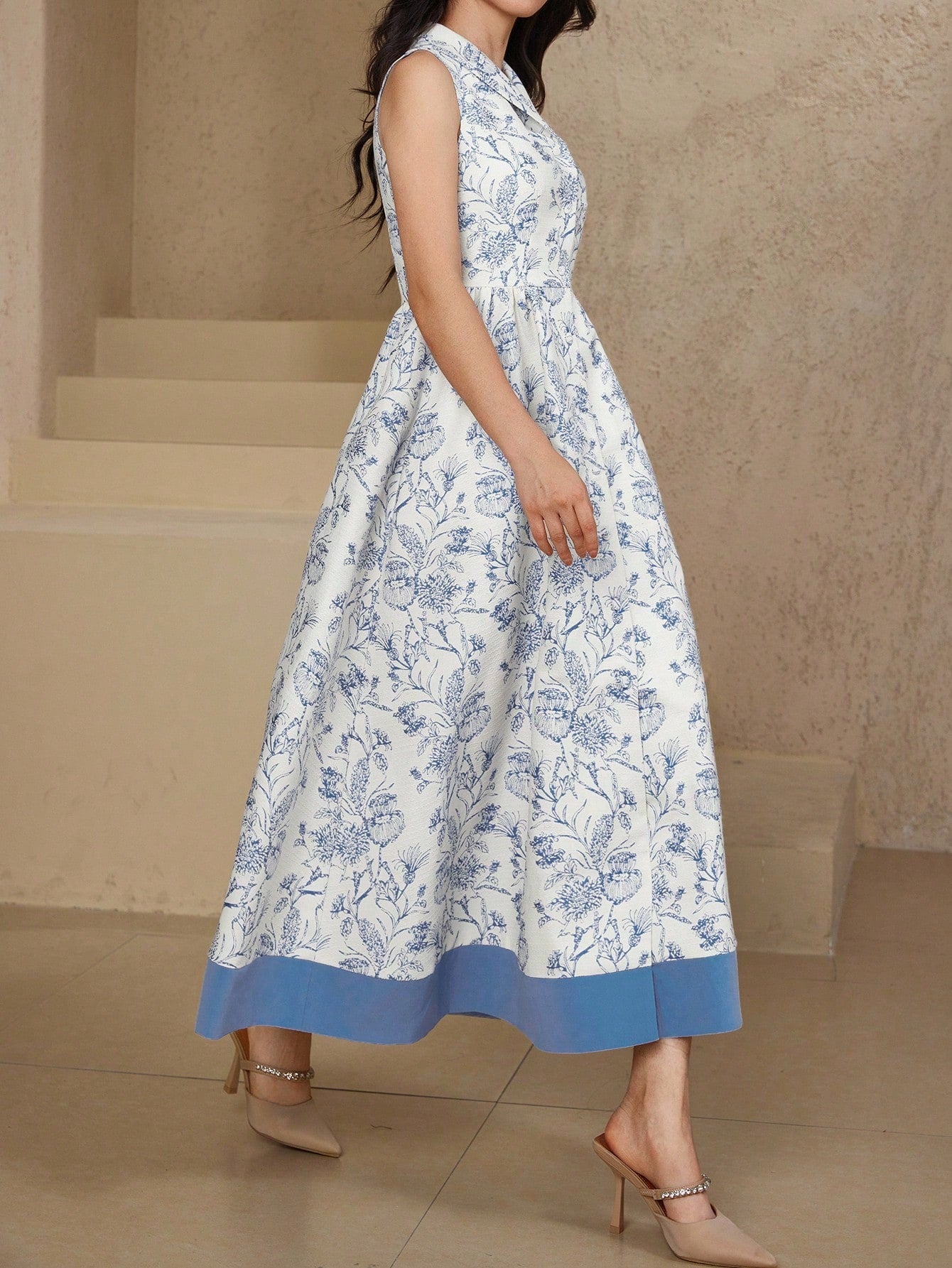 CM-DS750007 Women Elegant Seoul Style Floral Print Collared Sleeveless Maxi Dress - Blue
