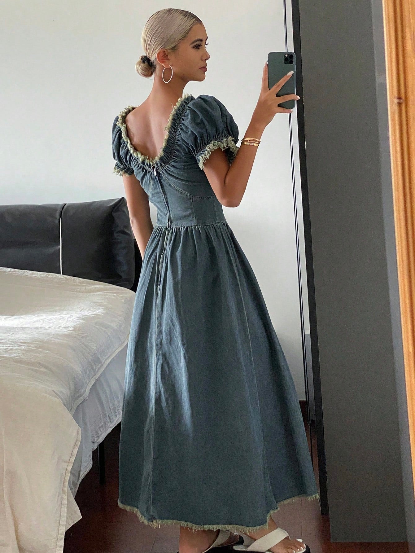 CM-DS718317 Women Casual Seoul Style Sweetheart Neckline Ripped Puff Sleeve Waisted A-Line Long Denim Dress - Blue