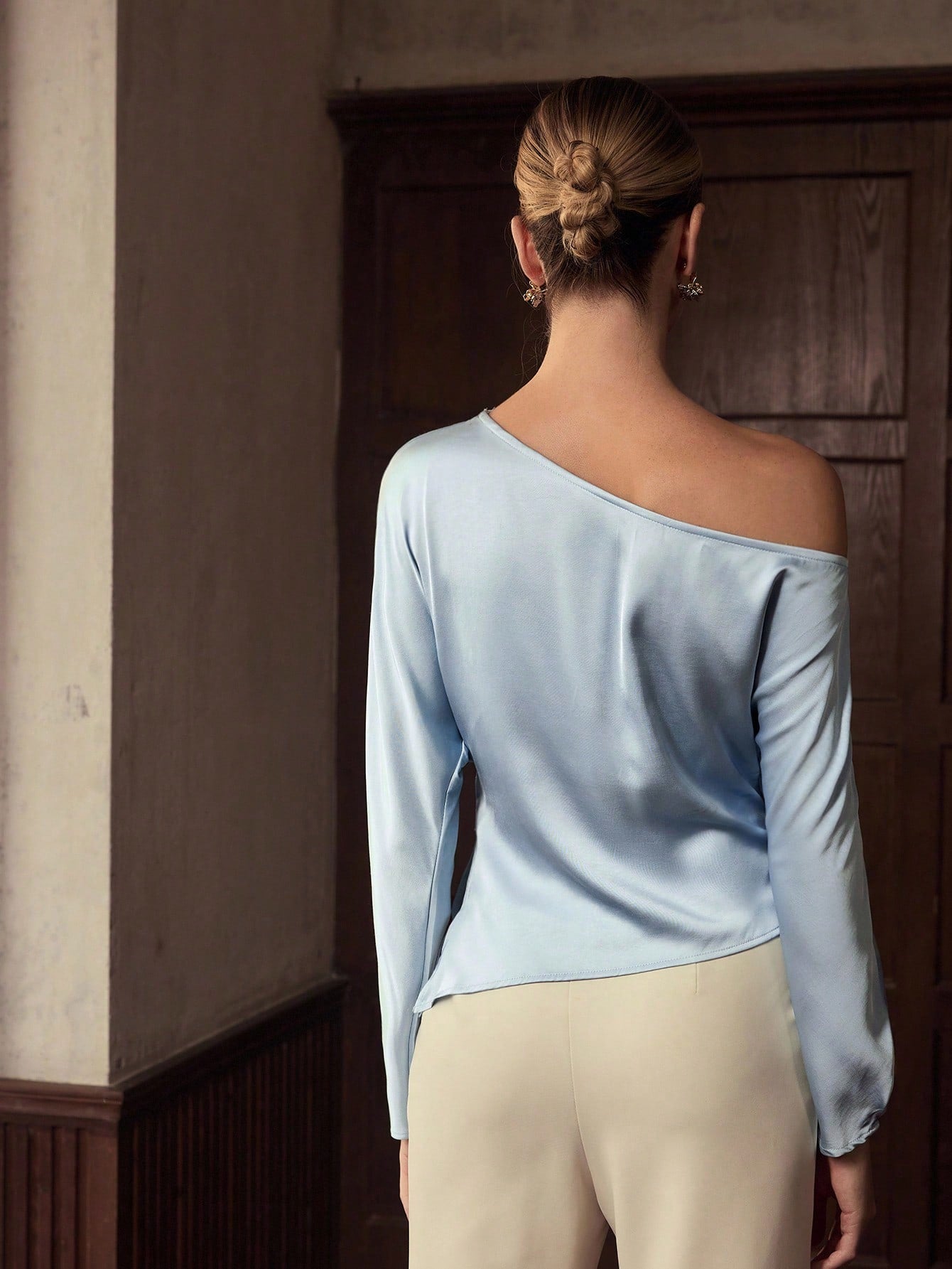 CM-TS798230 Women Elegant Seoul Style 3D Floral Decor Oblique Shoulder Long Sleeve Waist Cinched Blouse - Blue