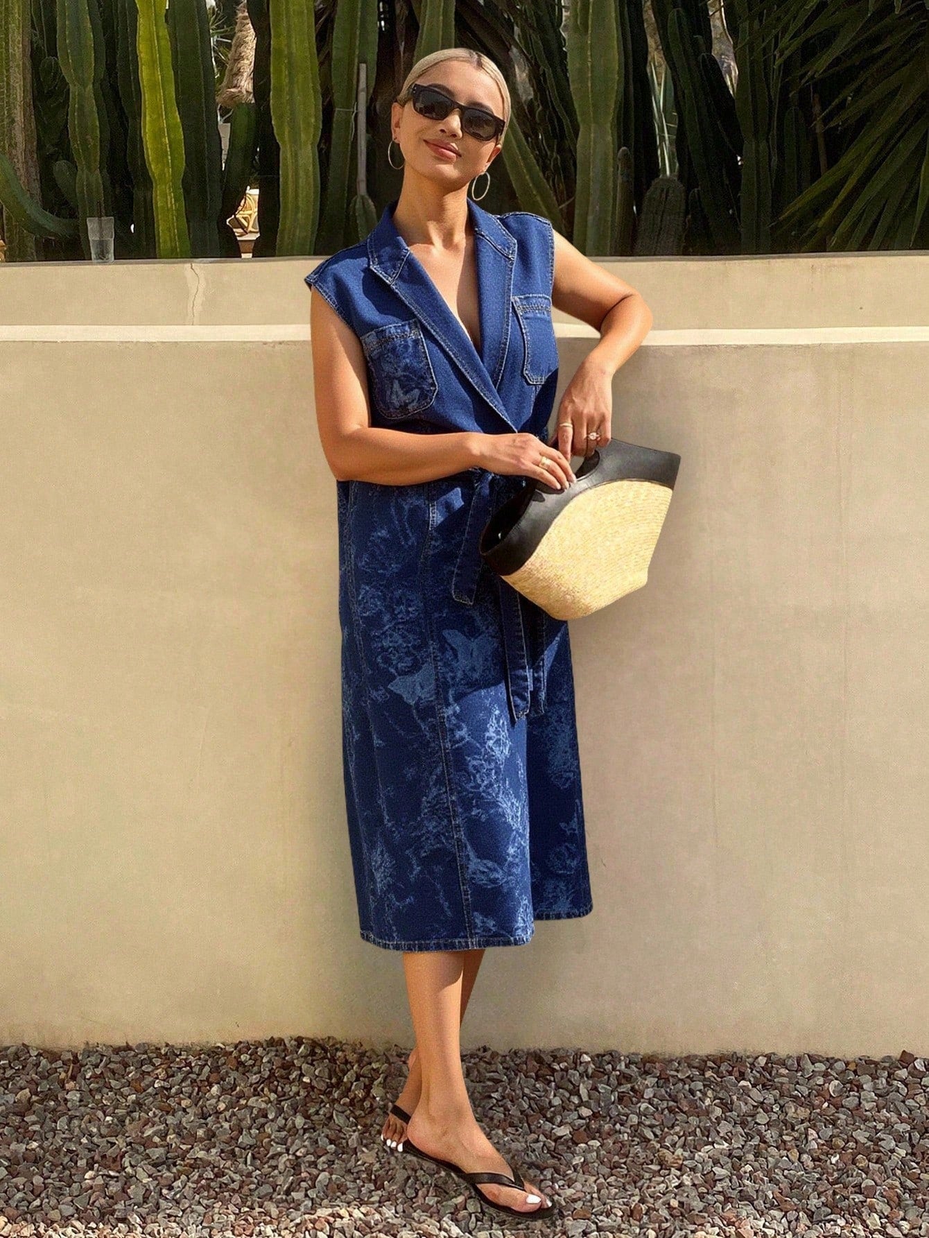 CM-DS099692 Women Casual Seoul Style Floral Print Embroidery Butterfly Loose Sleeveless Long Denim Dress With Waist Belt
