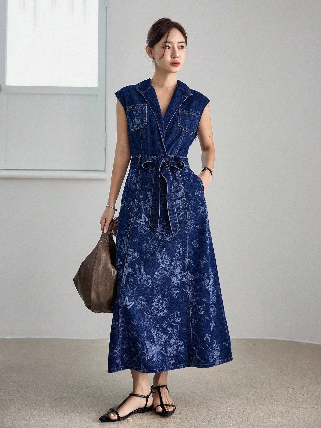 CM-DS099692 Women Casual Seoul Style Floral Print Embroidery Butterfly Loose Sleeveless Long Denim Dress With Waist Belt