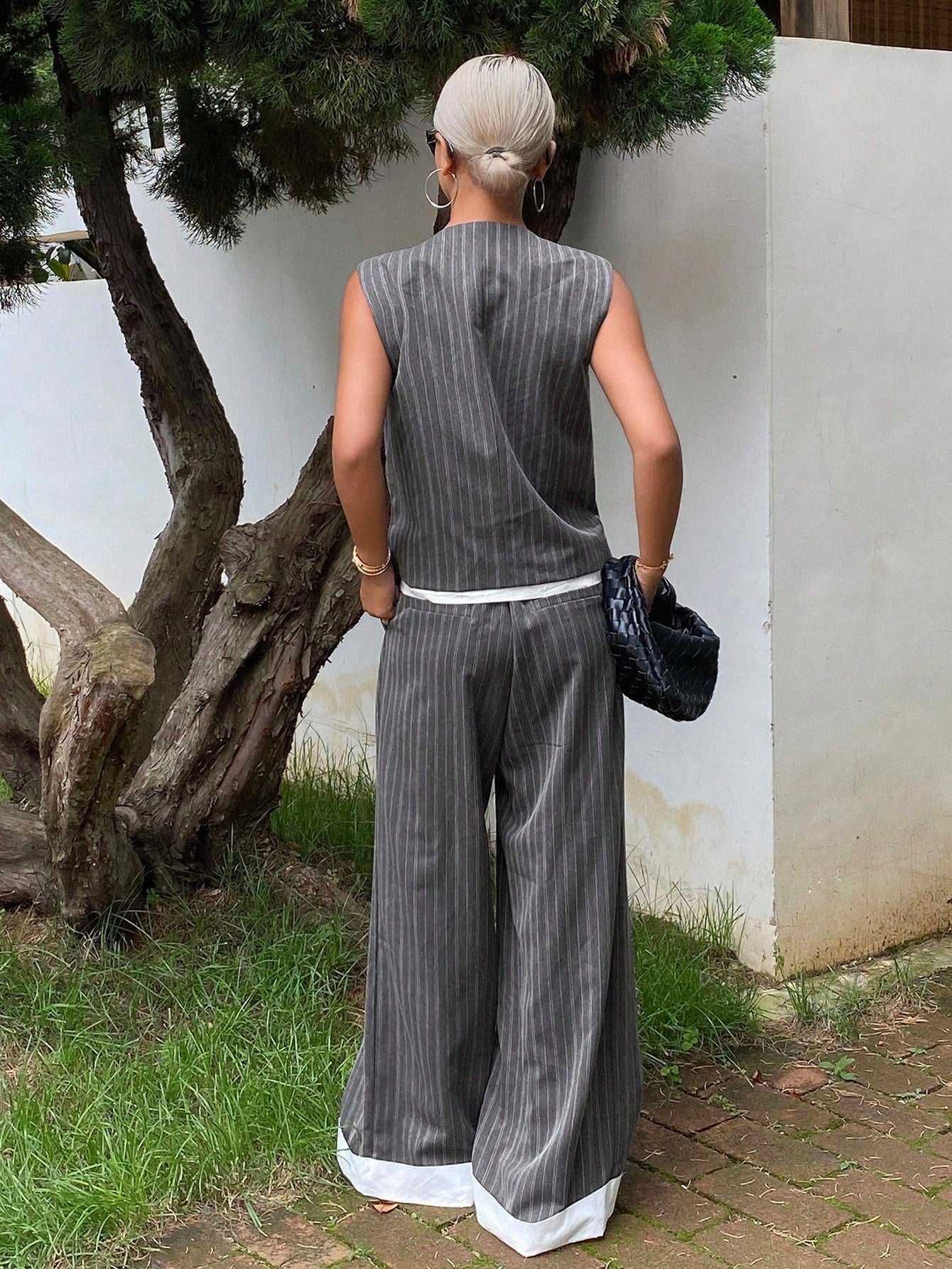CM-SS582979 Women Casual Seoul Style Contrast Color Striped V-Neck Sleeveless Vest With Wide Leg Pants - Set