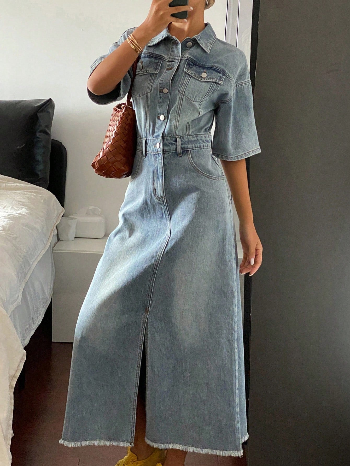 CM-DS952727 Women Casual Seoul Style Light Wash Polo Collar Short Sleeve Slim Fit Cinched Waist Denim Dress