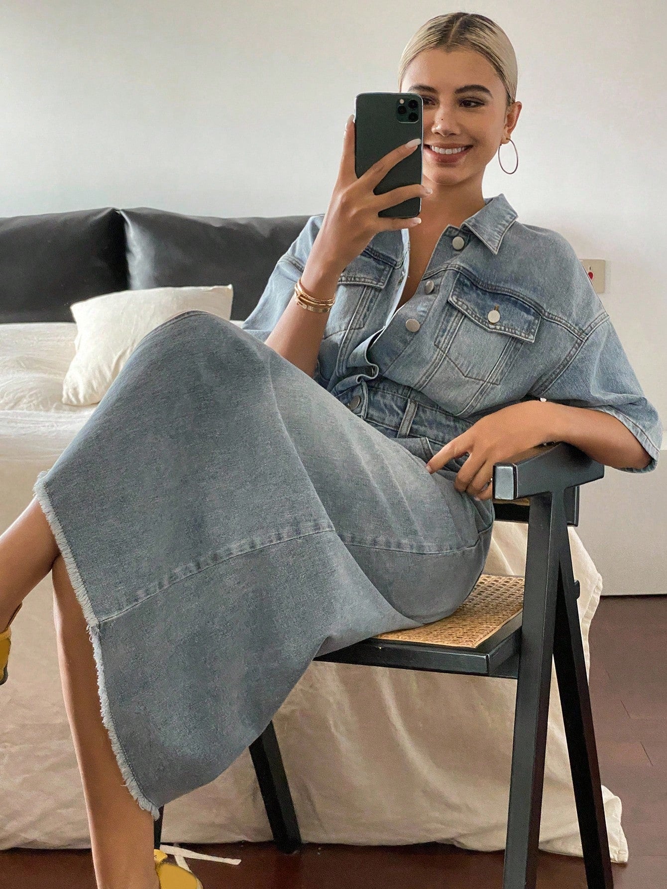 CM-DS952727 Women Casual Seoul Style Light Wash Polo Collar Short Sleeve Slim Fit Cinched Waist Denim Dress