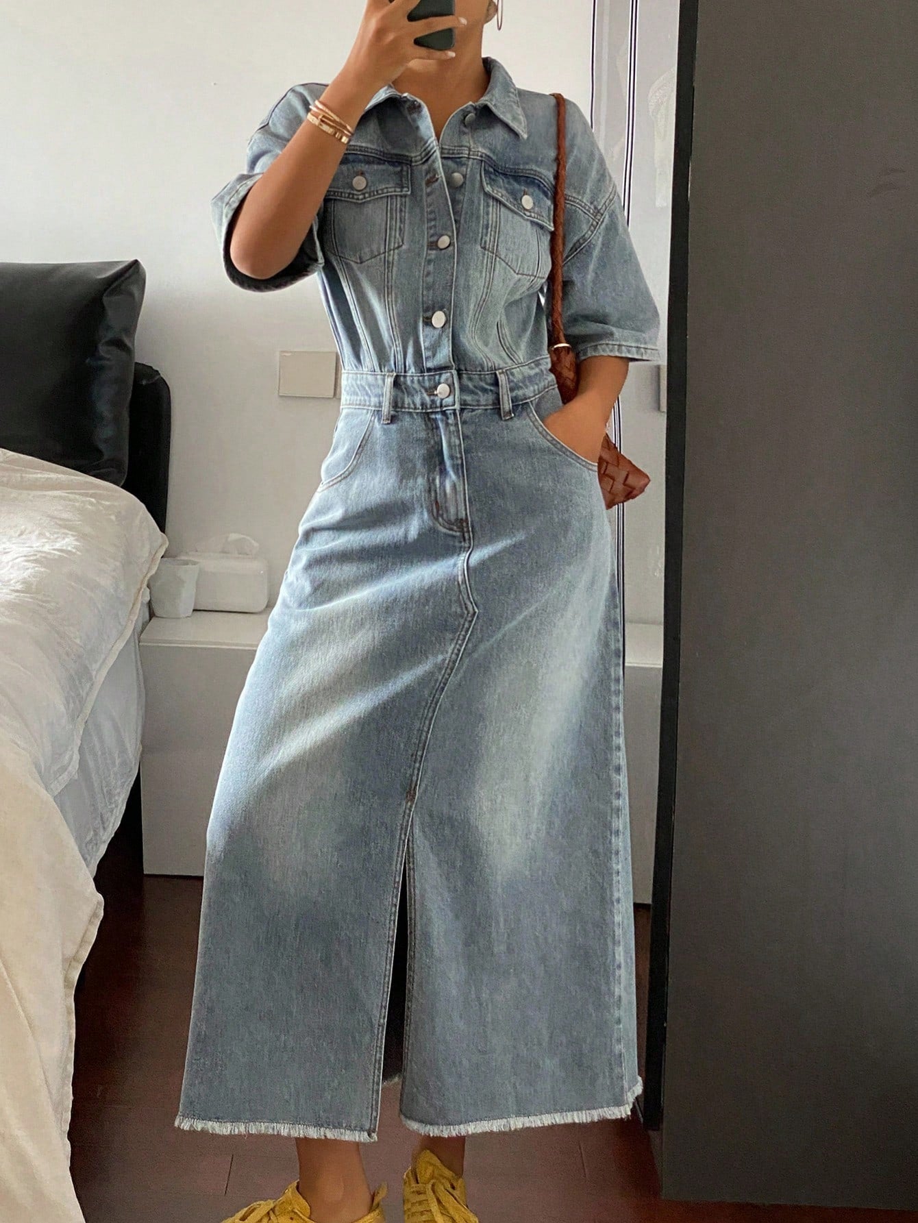 CM-DS952727 Women Casual Seoul Style Light Wash Polo Collar Short Sleeve Slim Fit Cinched Waist Denim Dress