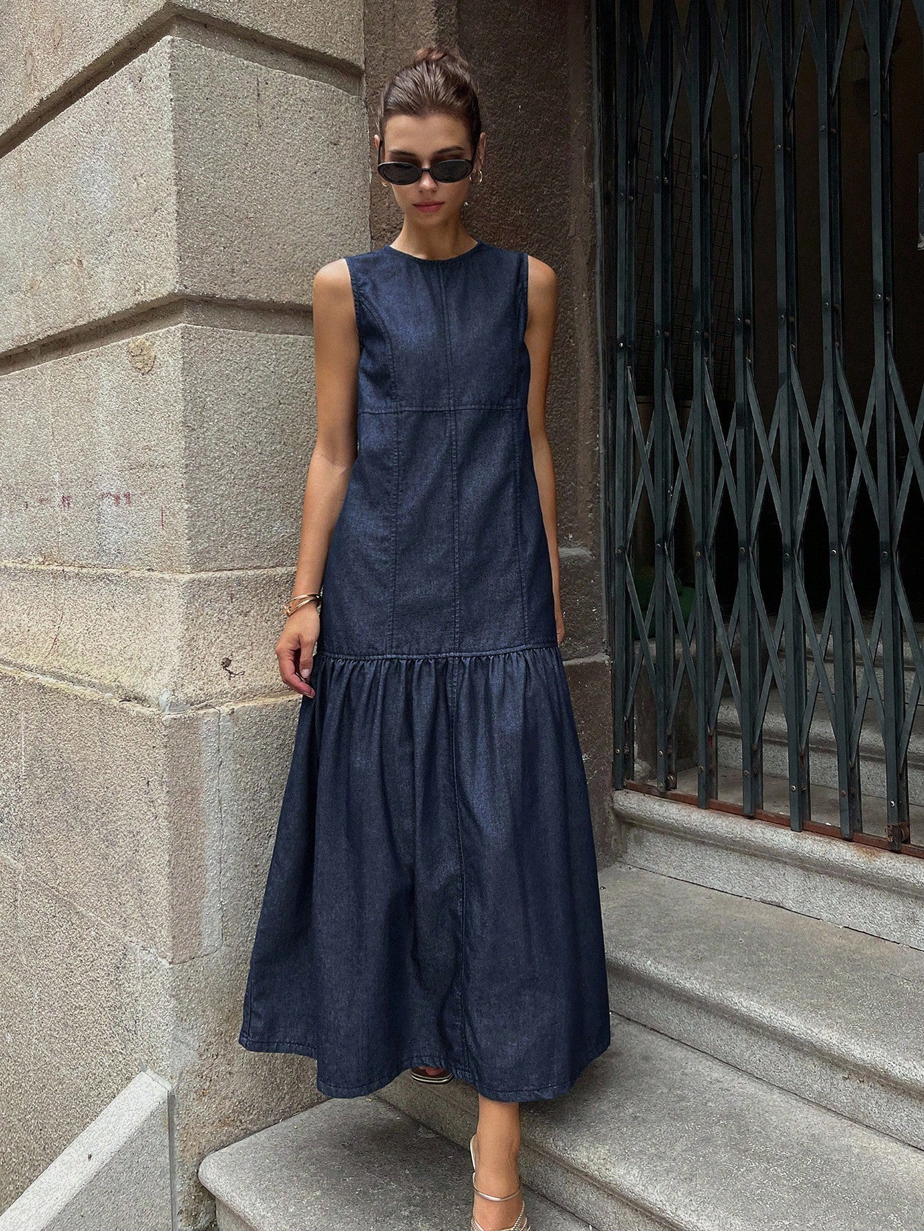 CM-DS180033 Women Casual Seoul Style Round Neck Sleeveless Long Dress - Blue
