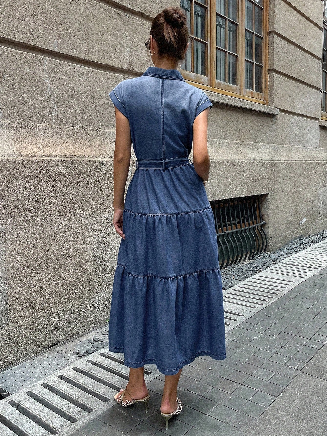 CM-DS176288 Women Casual Seoul Style Collar Neckline Sleeveless Front Button Tiered Denim Midi Dress - Blue