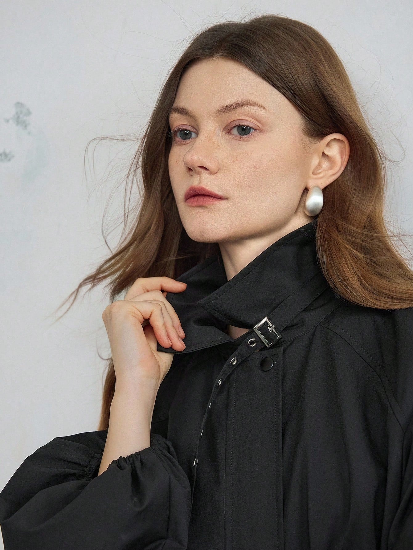 CM-CS774214 Women Casual Seoul Style Mock Neck Tie Fastening Button Decor Loose Fit Drawstring Jacket